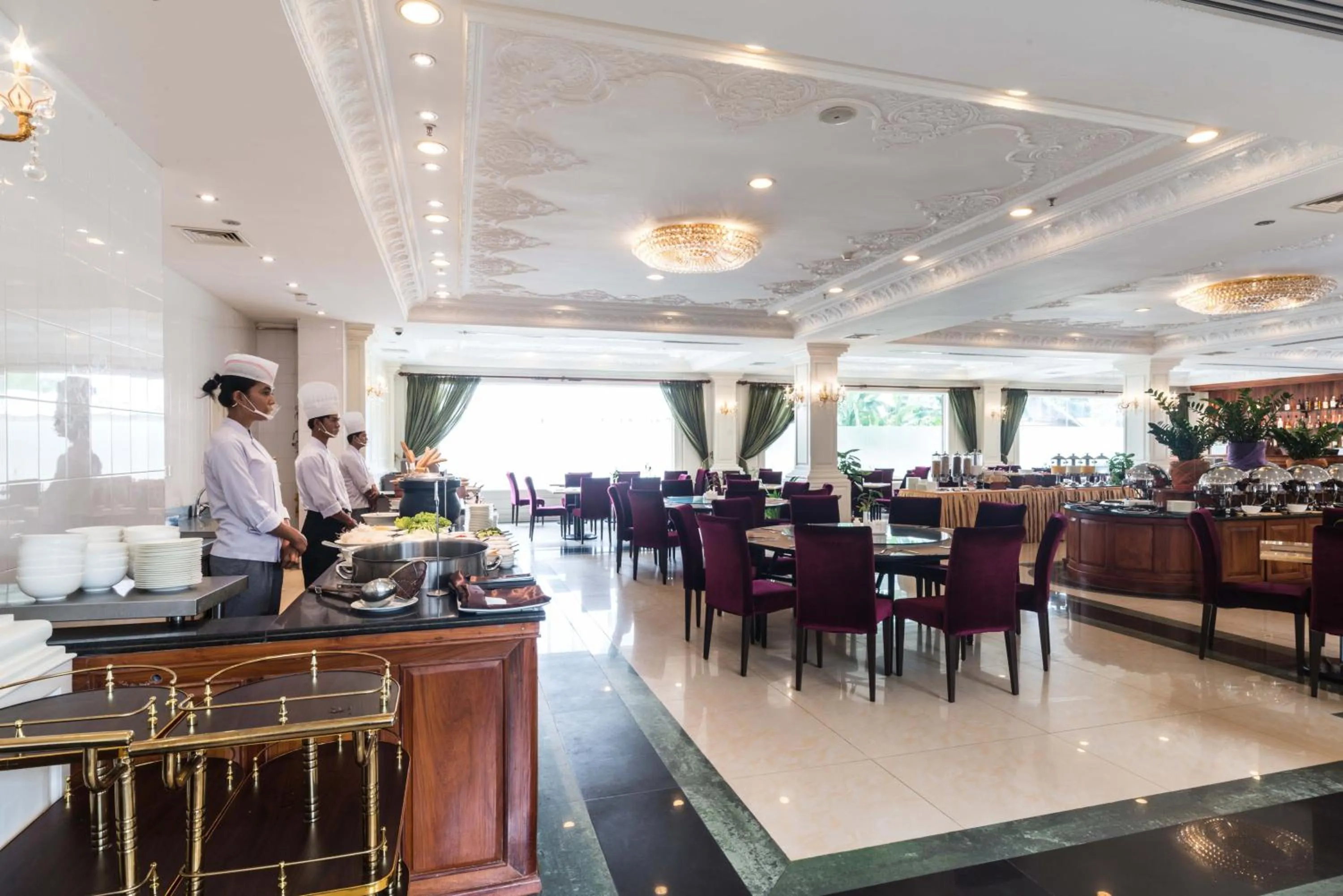 Restaurant/places to eat in Regency Angkor Hotel