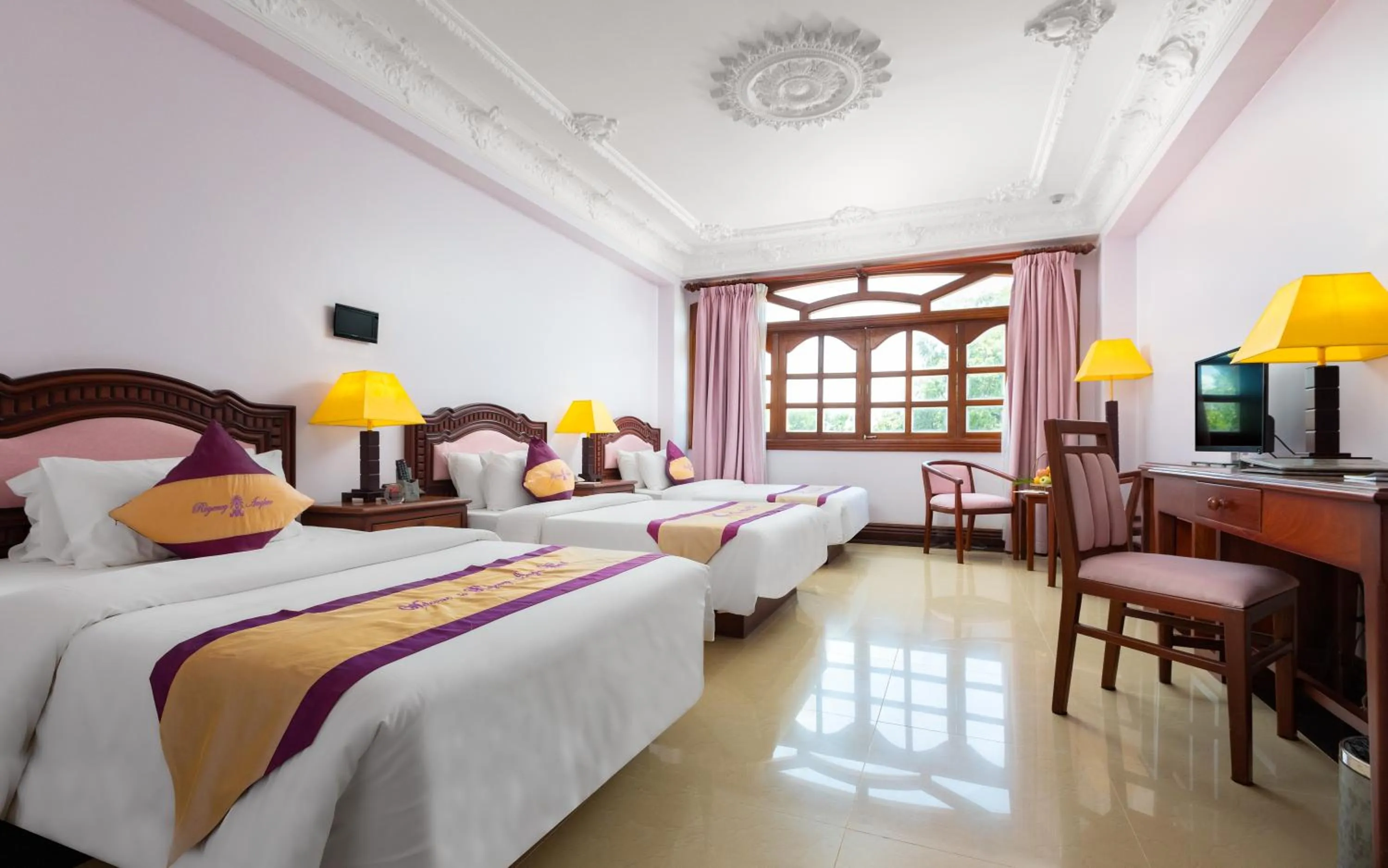 Property building, Bed in Regency Angkor Hotel