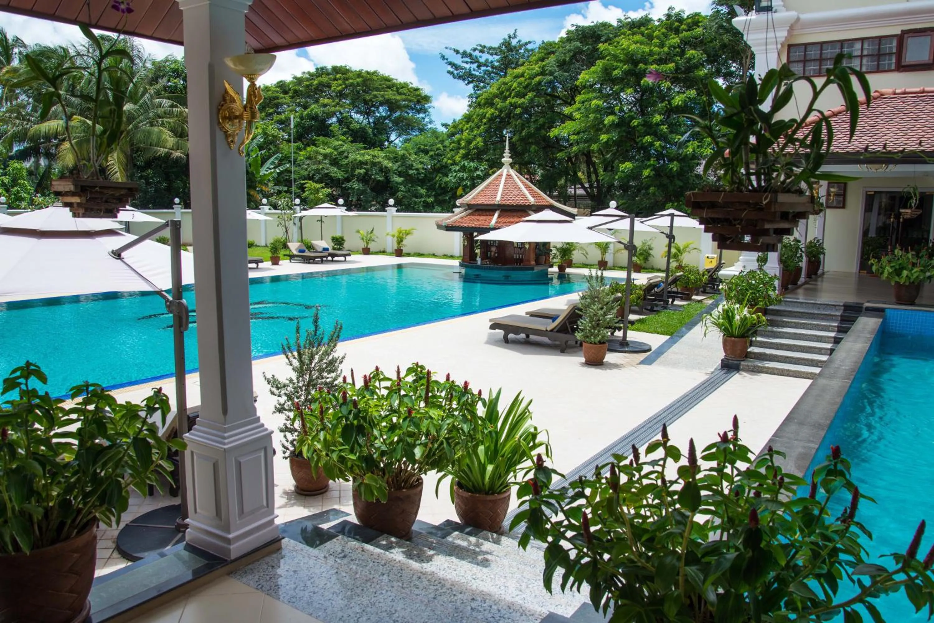 Swimming pool in Regency Angkor Hotel