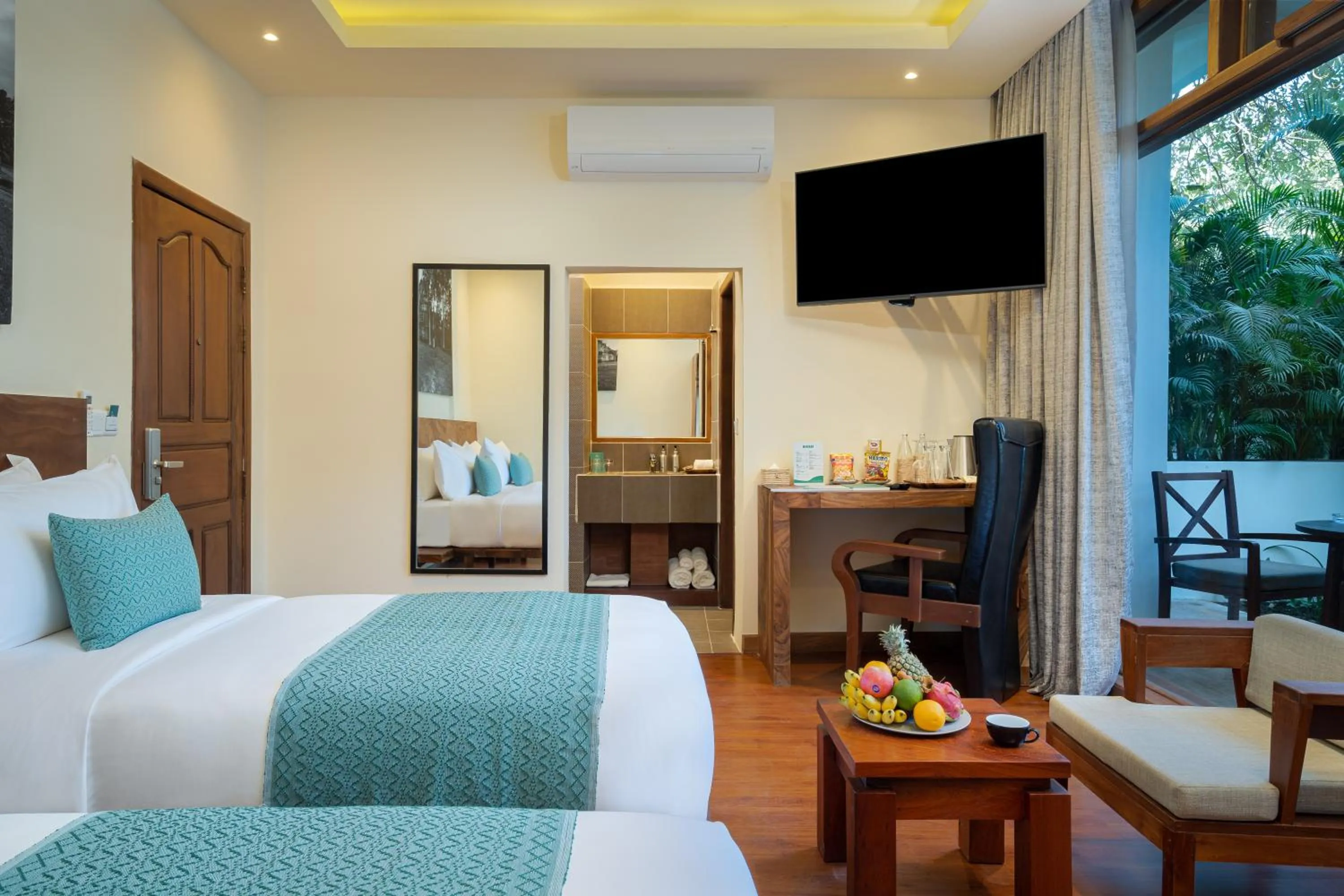 Photo of the whole room, Bed in Amatak Boutique Hotel