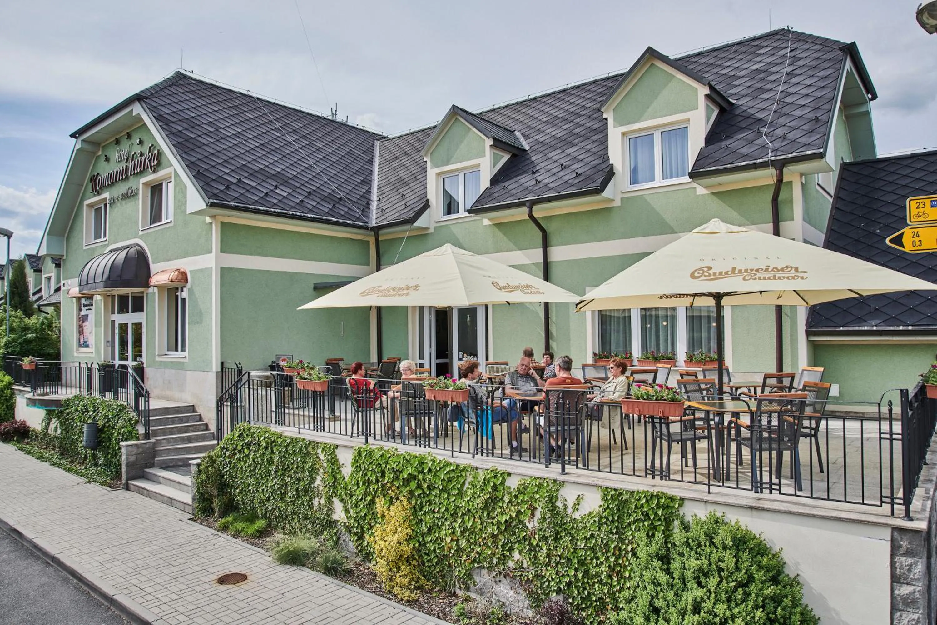 Property building in Komorni Hurka