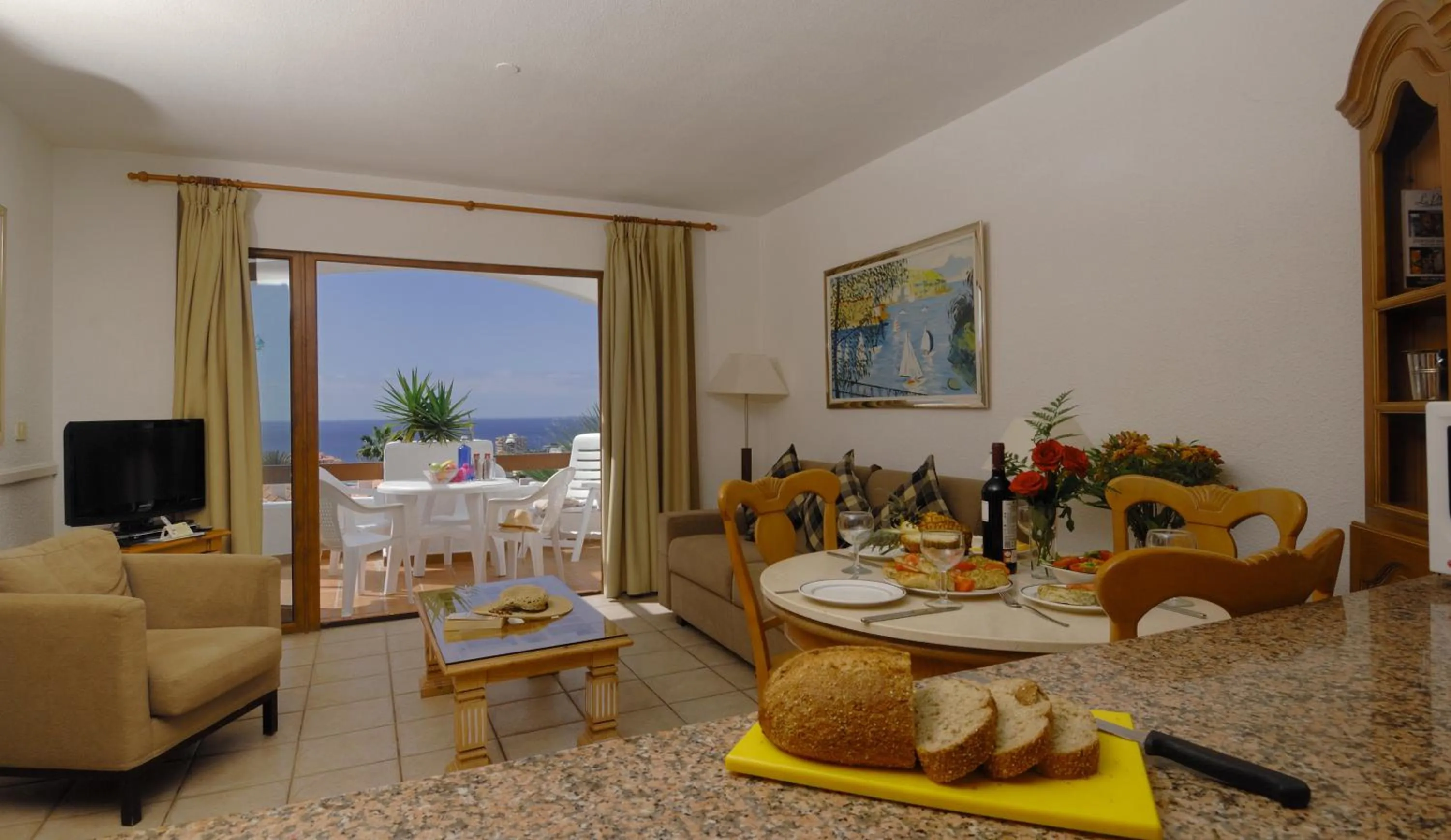 Food close-up in Ona Beverly Hills Suites