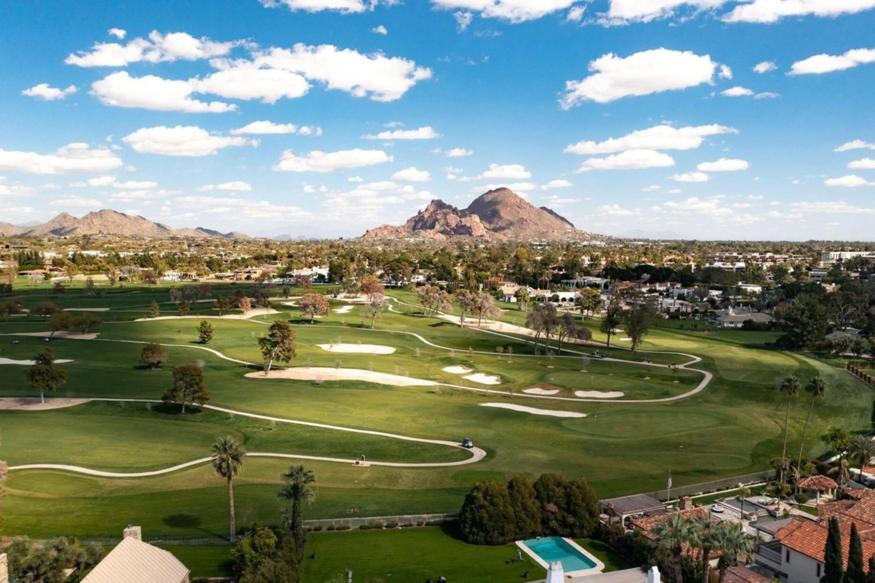 Sleek Phoenix Condo Walk to Biltmore Fashion Park