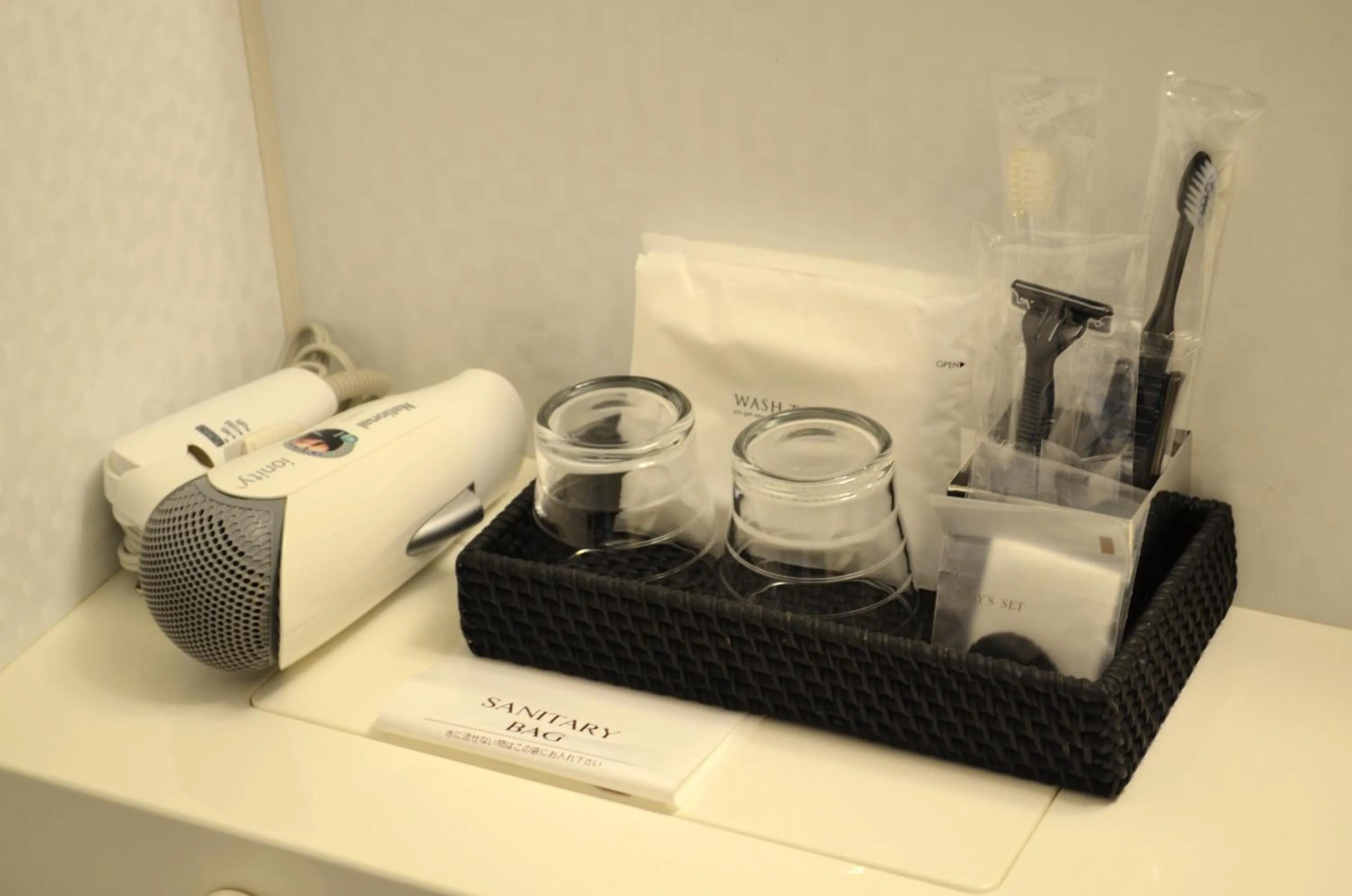 Shower in Hotel Tenjin Place