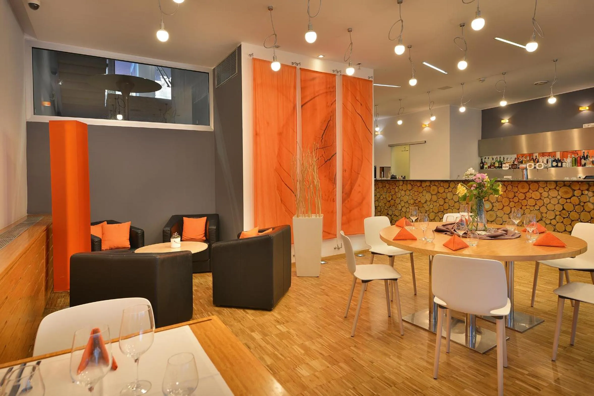 Restaurant/places to eat in Omnia Hotel Relax & Wellness