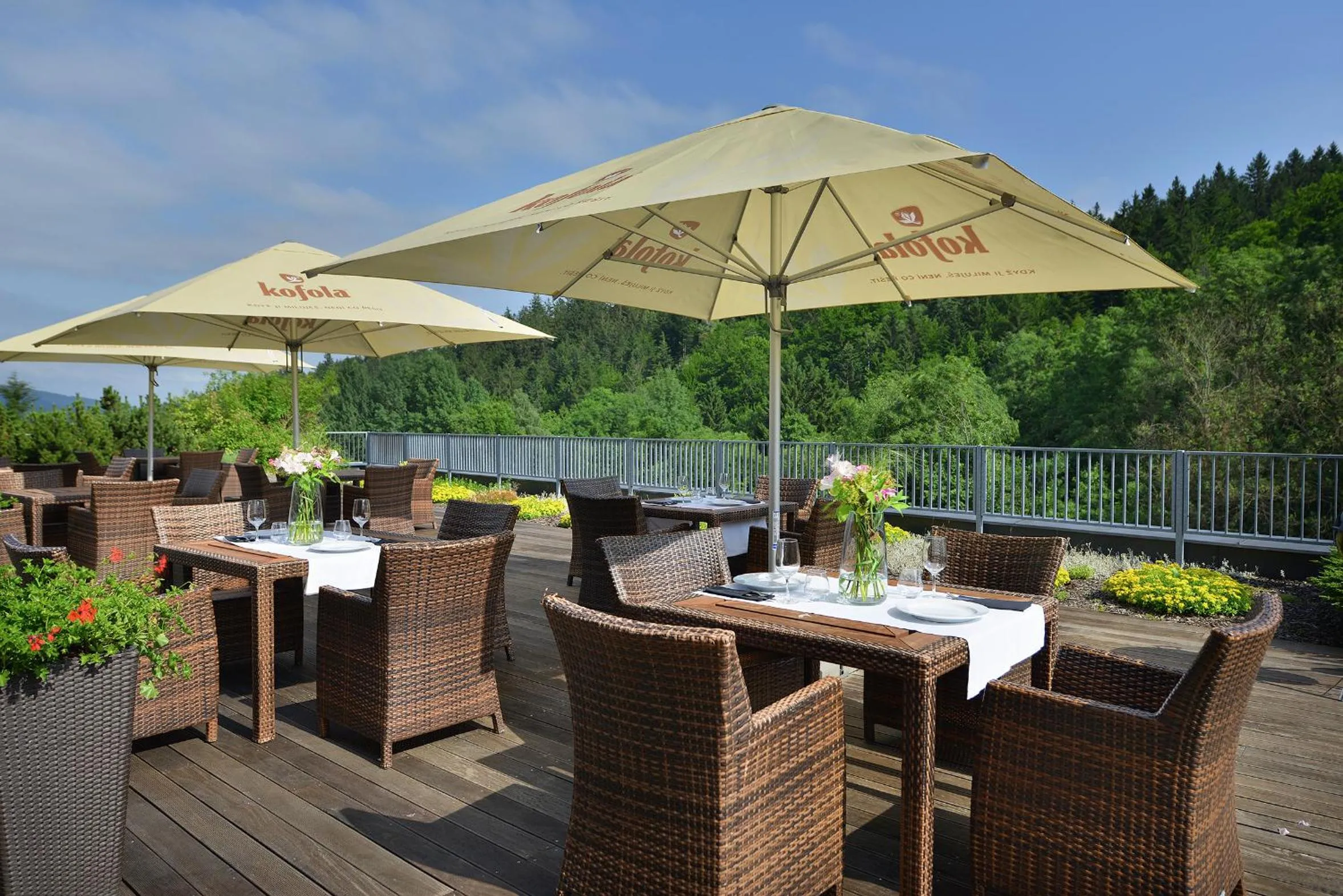 Restaurant/places to eat in Omnia Hotel Relax & Wellness