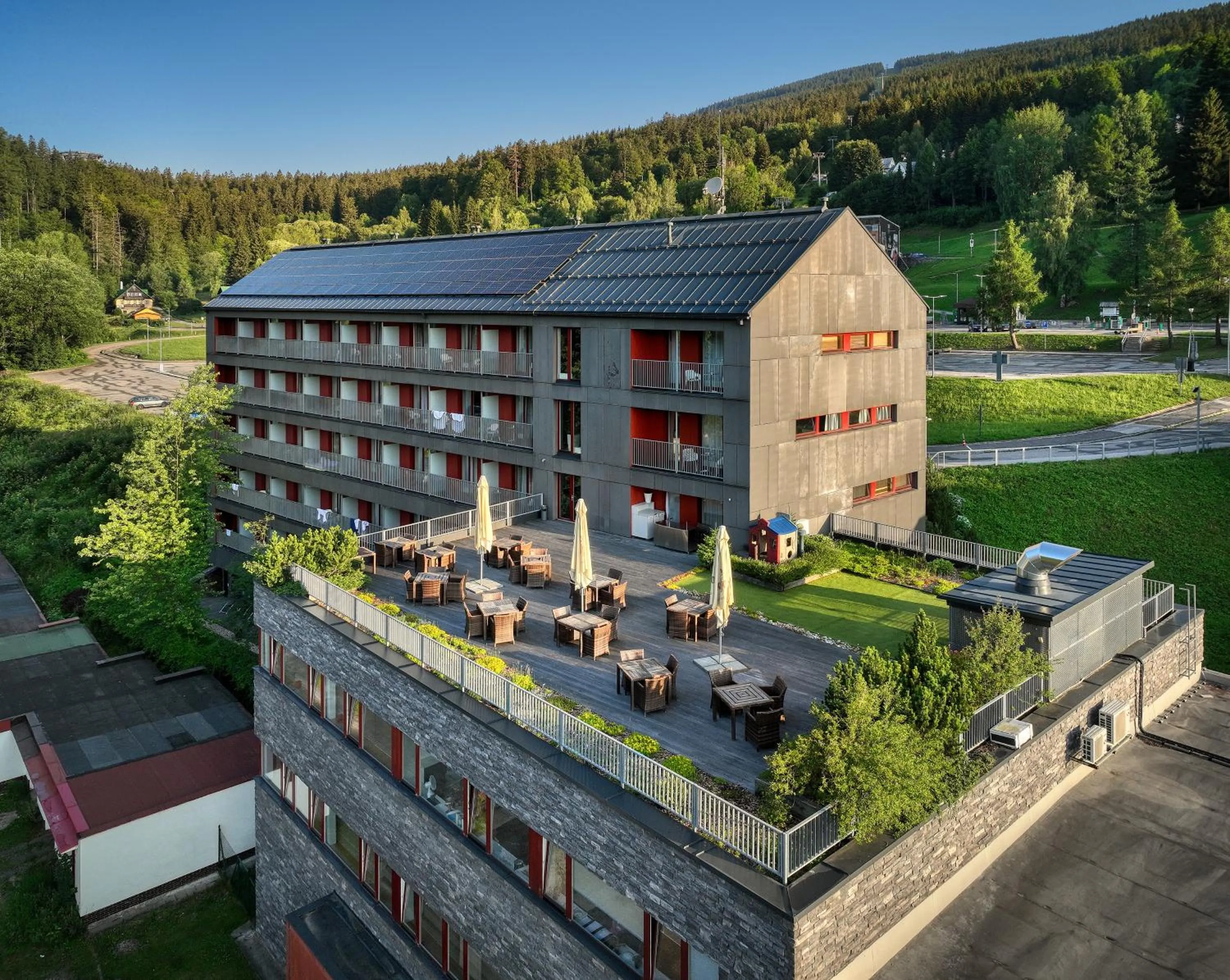 Property building in Omnia Hotel Relax & Wellness