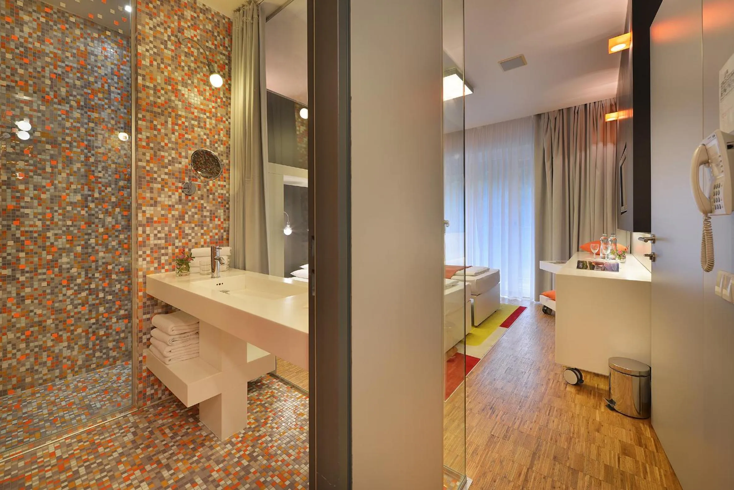 Shower in Omnia Hotel Relax & Wellness