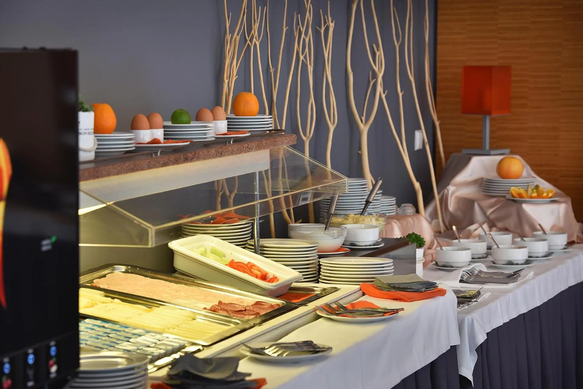 Breakfast in Omnia Hotel Relax & Wellness