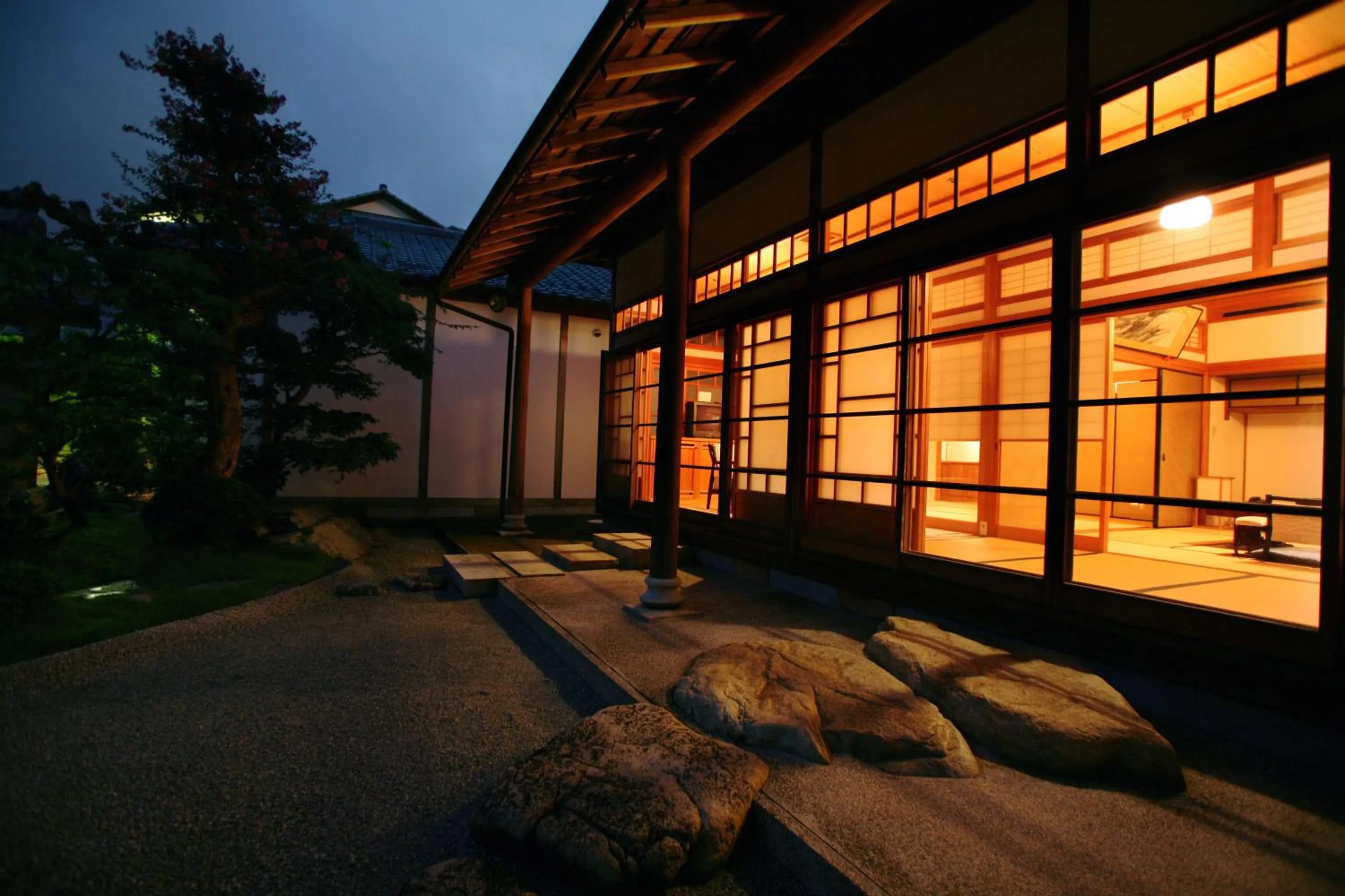 Night in Hagi No Yado Tomoe