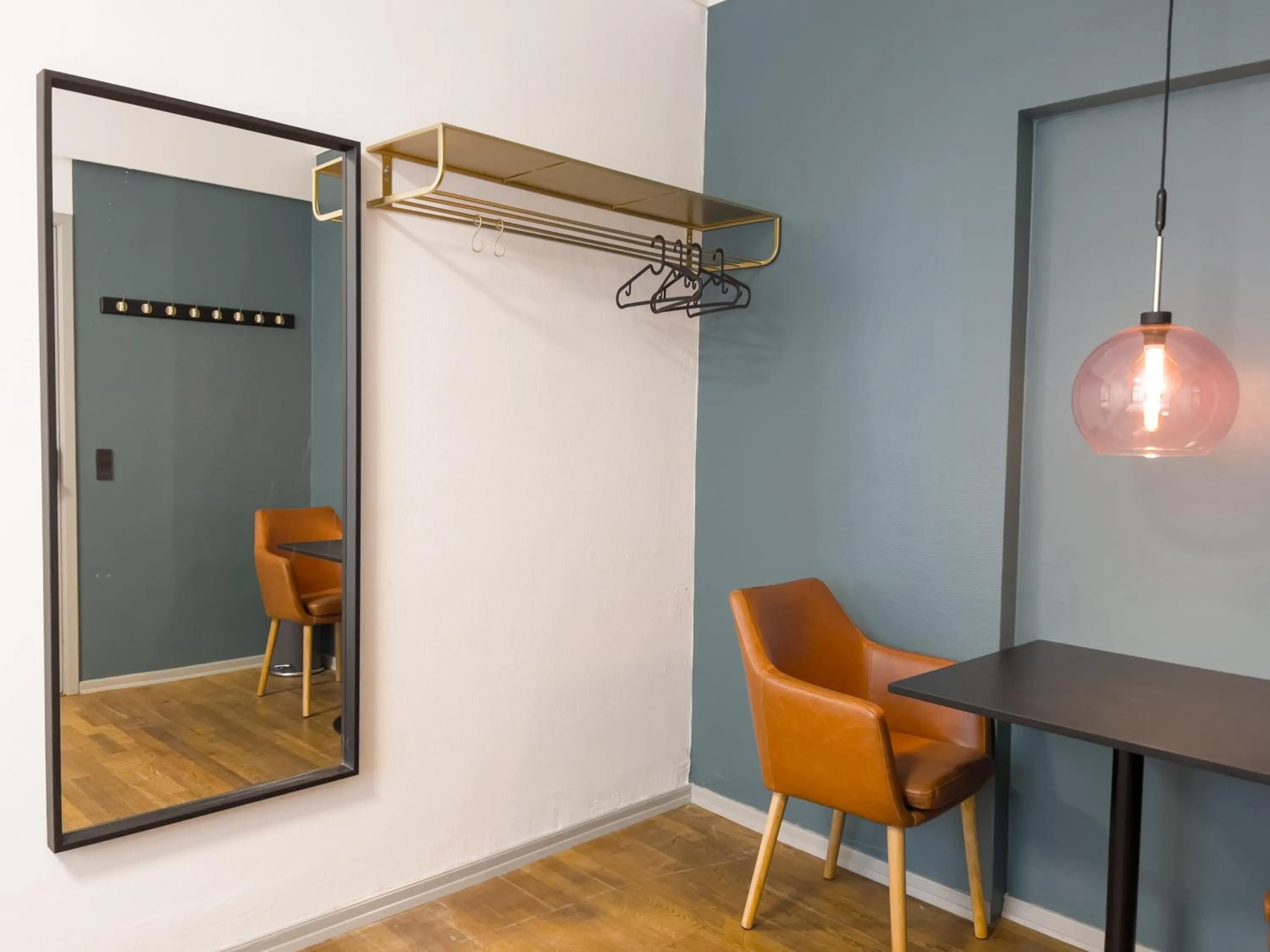 wardrobe in where to sleep