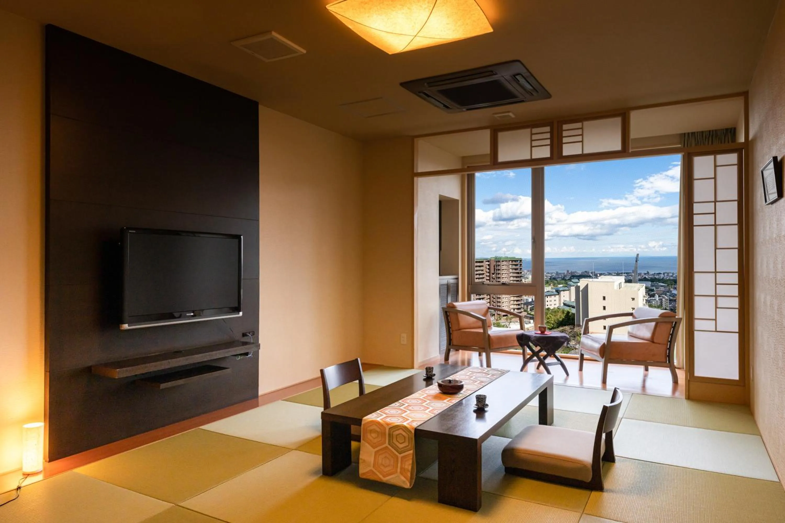 Photo of the whole room in Ryotei Matsubaya