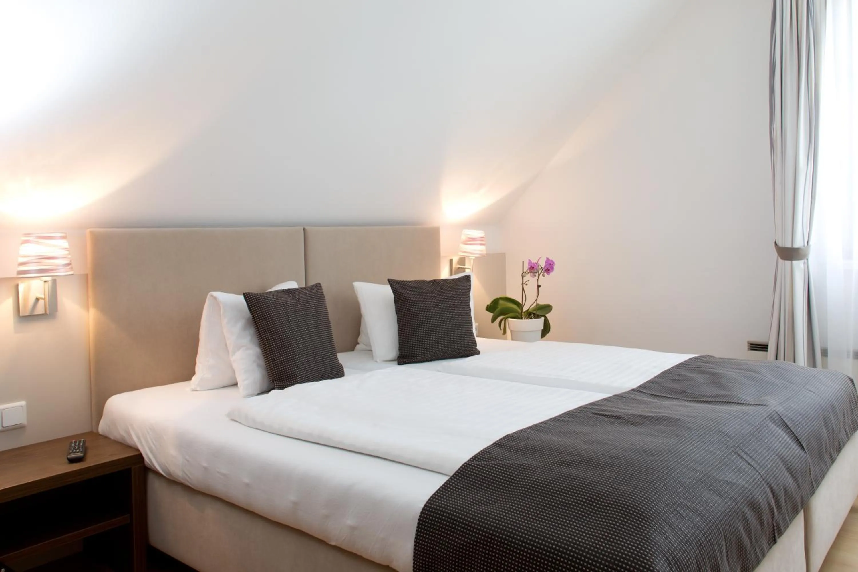 Bed in Hotel am See Rust