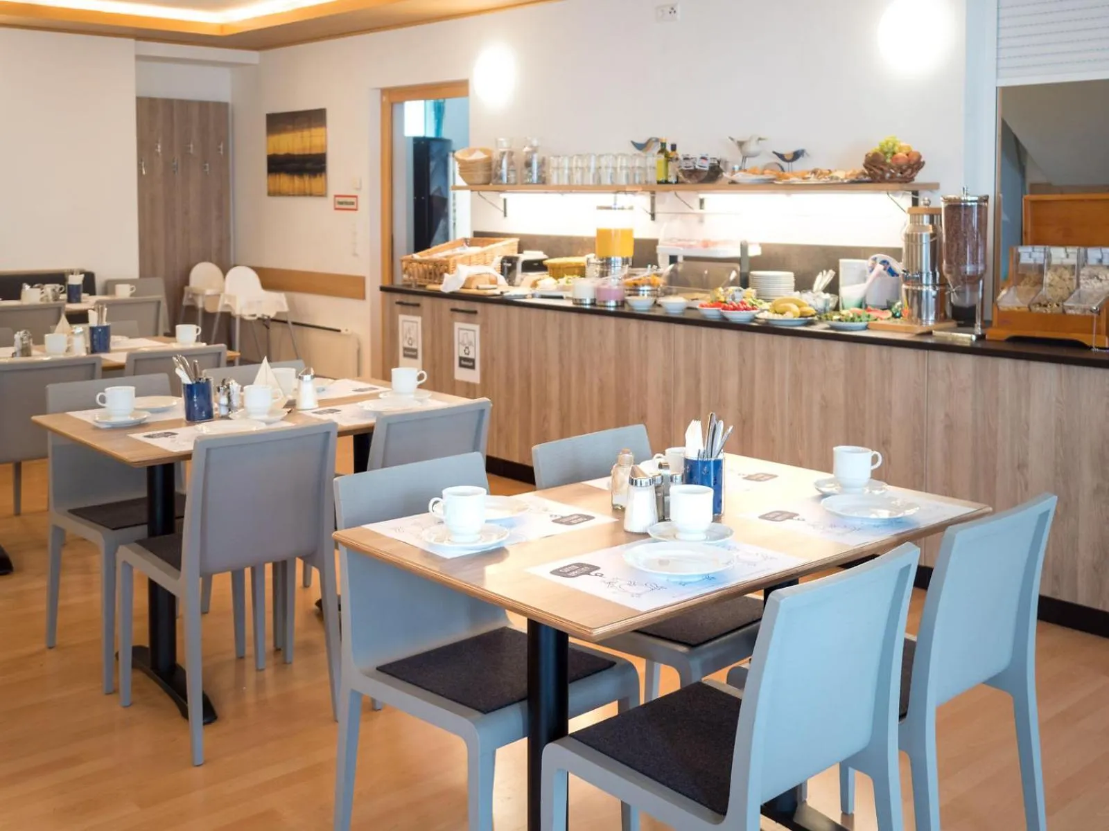 Buffet breakfast in Hotel am See Rust