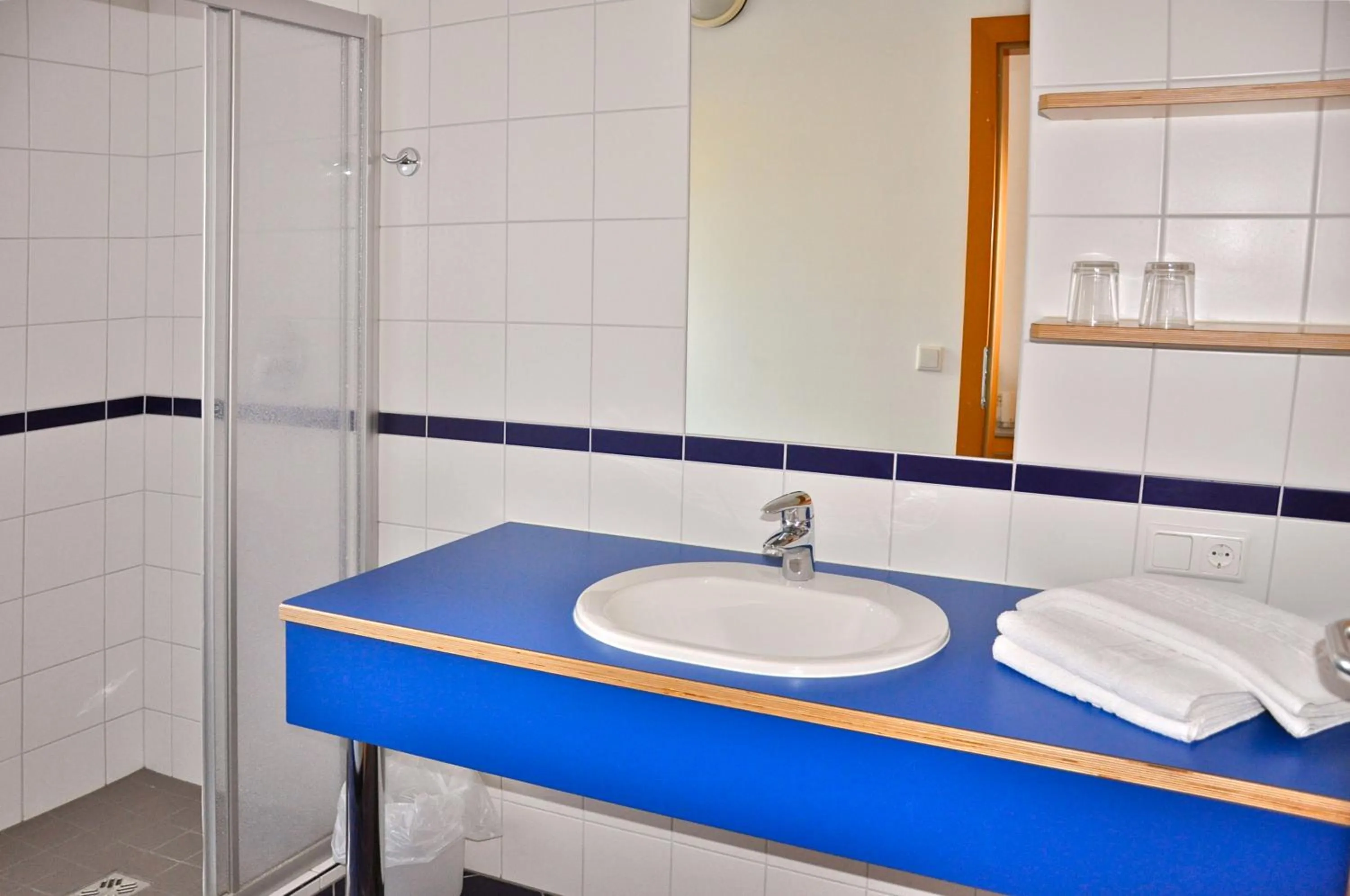 Bathroom in Hotel am See Rust