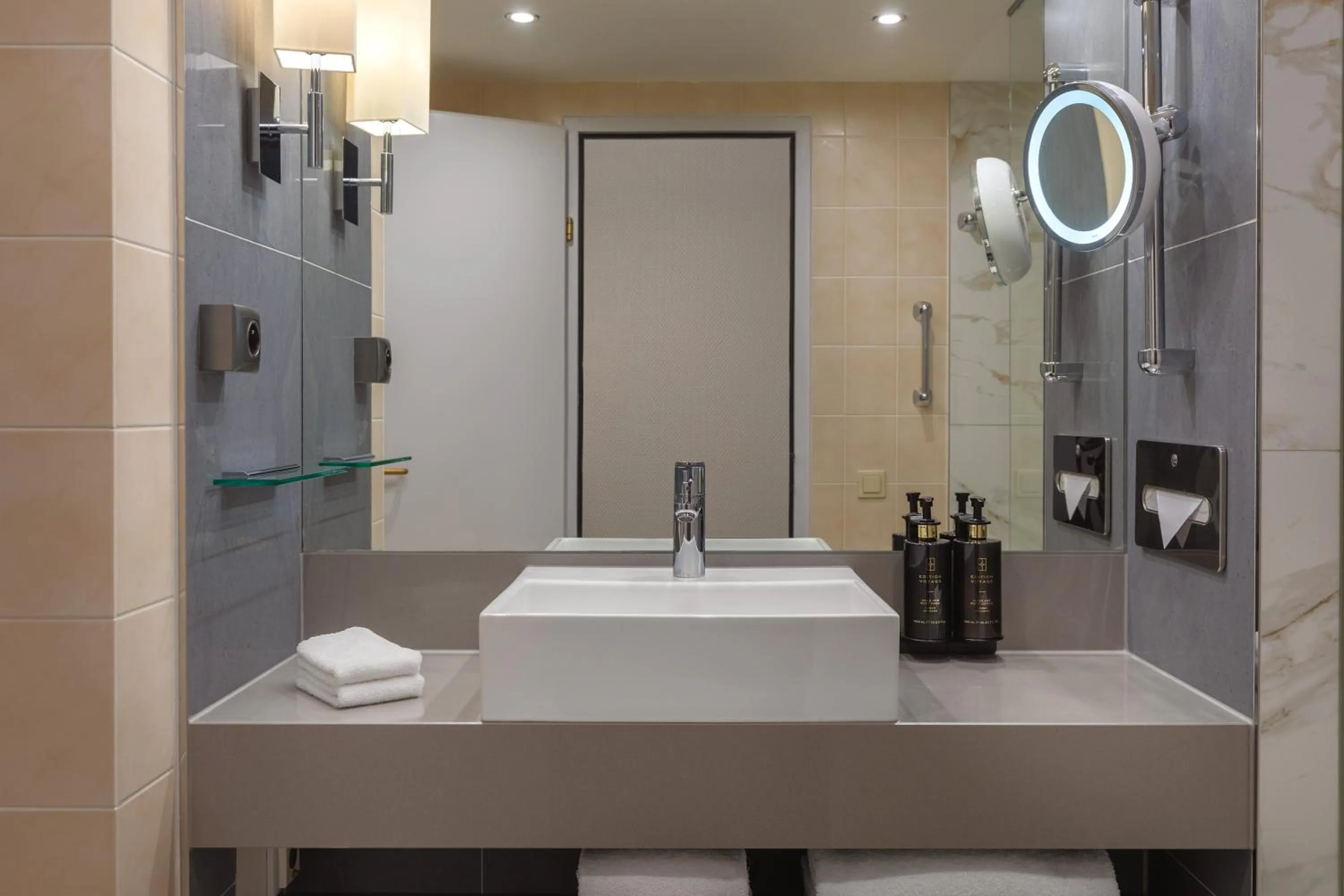 Bathroom in Hilton Prague Old Town