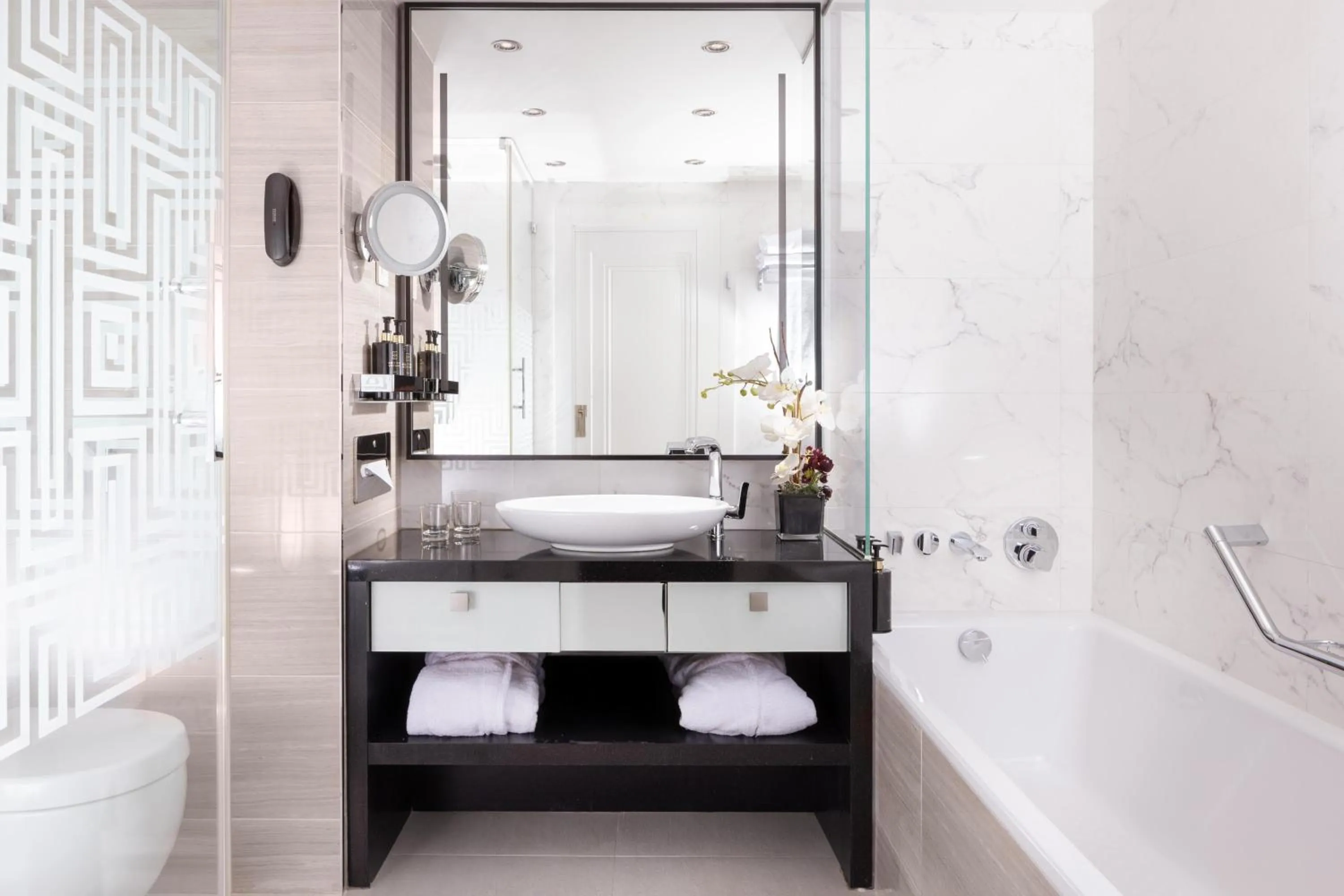 Photo of the whole room in Hilton Prague Old Town