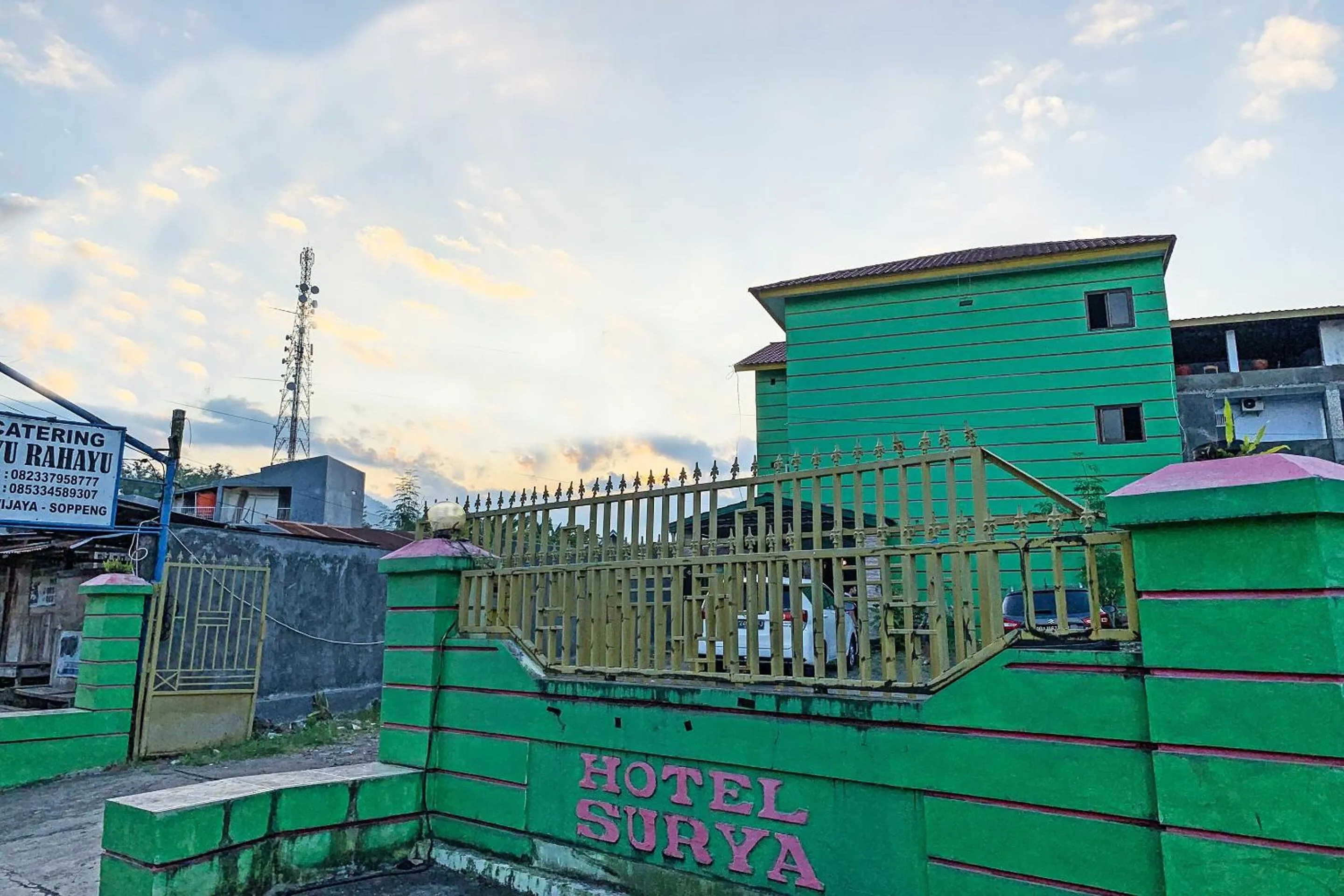 Facade/entrance in Hotel O Surya HotelNearTaman Anggrek Pkk Watansoppeng