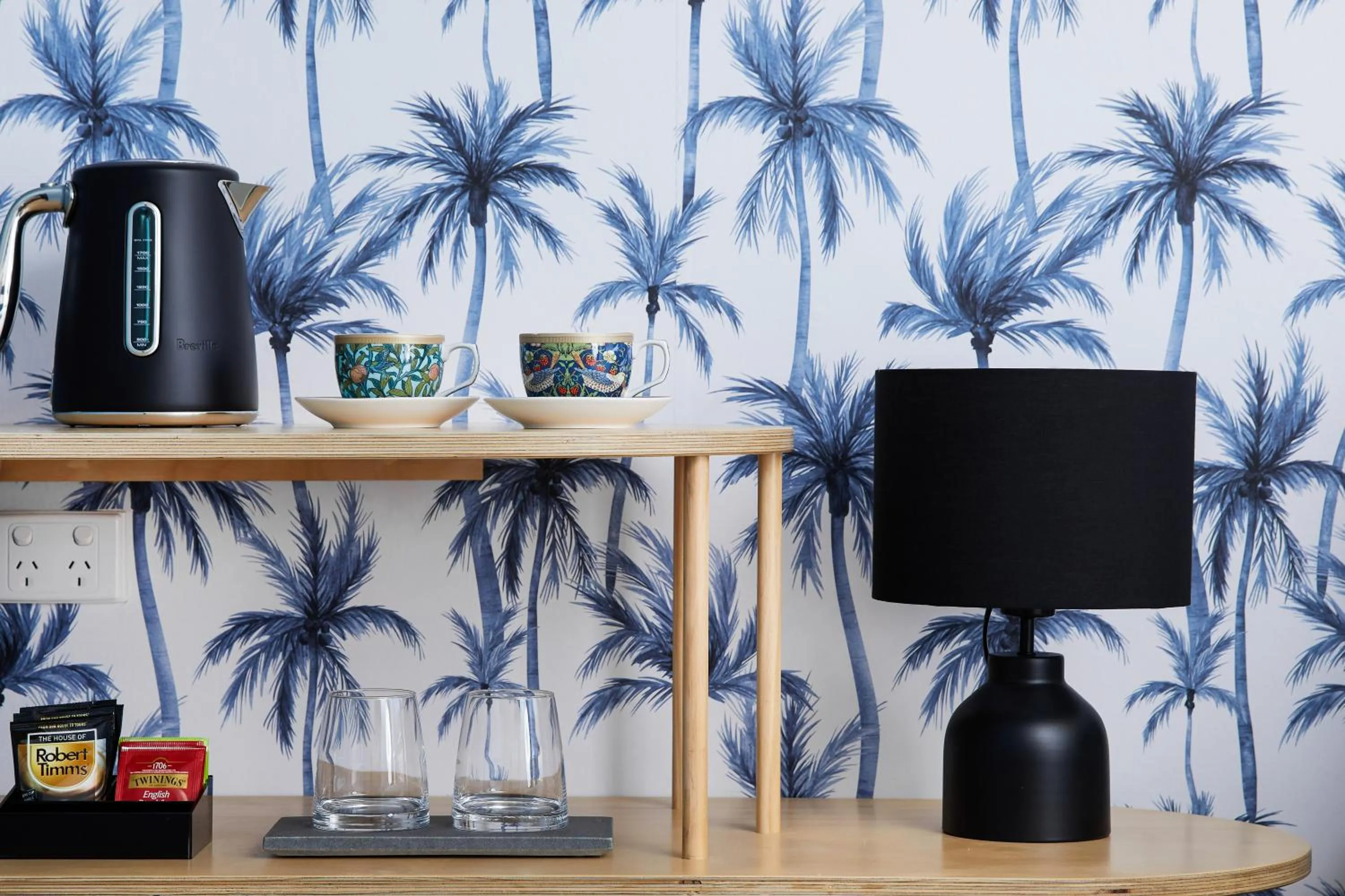 Coffee/tea facilities in Tessa's on the Beach