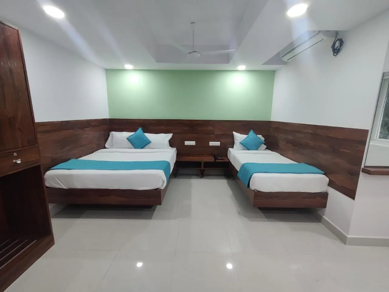 Bedroom, Bed in Hotel Prime Jubilee