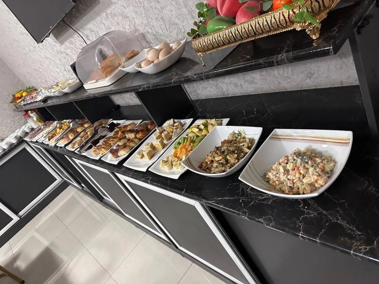 Breakfast in The Moon Hotel