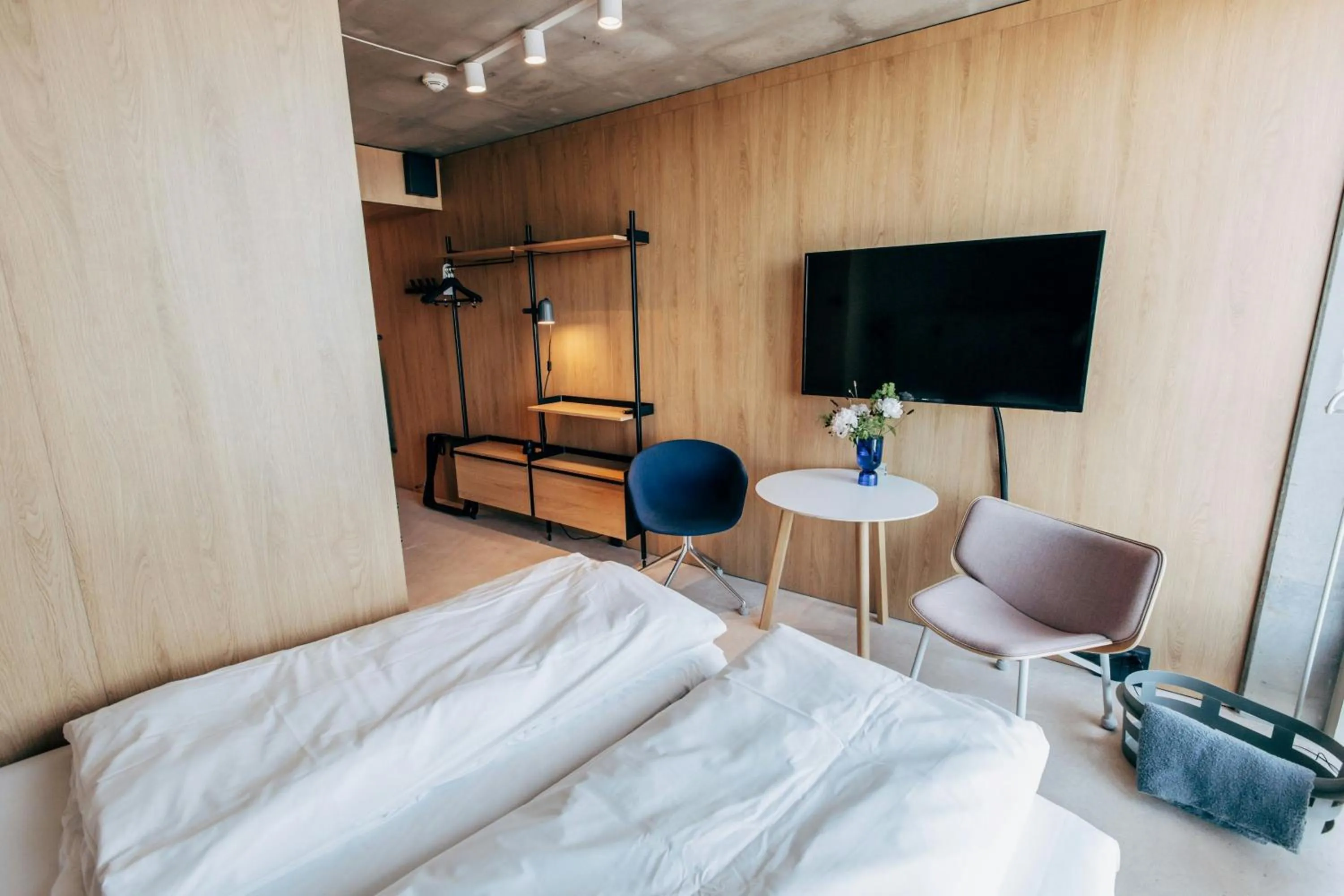 Photo of the whole room, Bed in A Place To Hotel Esbjerg