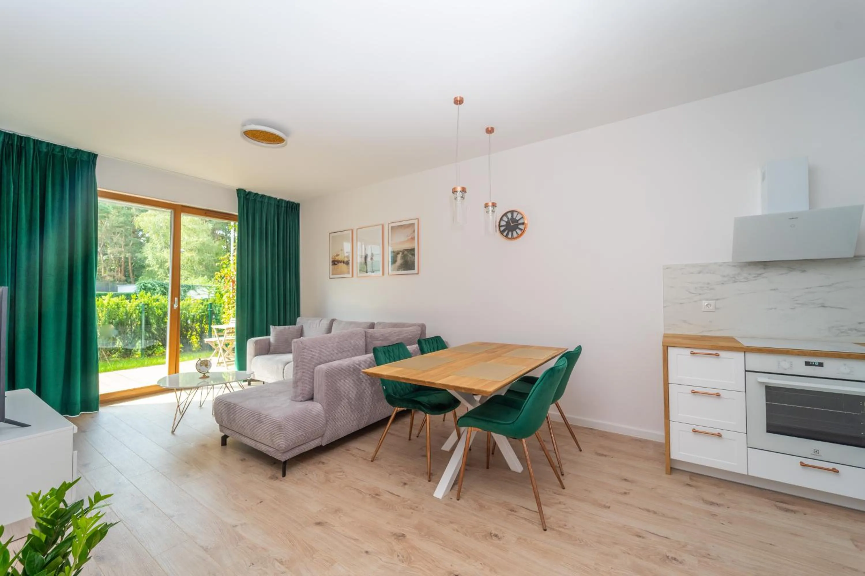 Kitchen or kitchenette in Nadmorski Dwór - Green Apartment