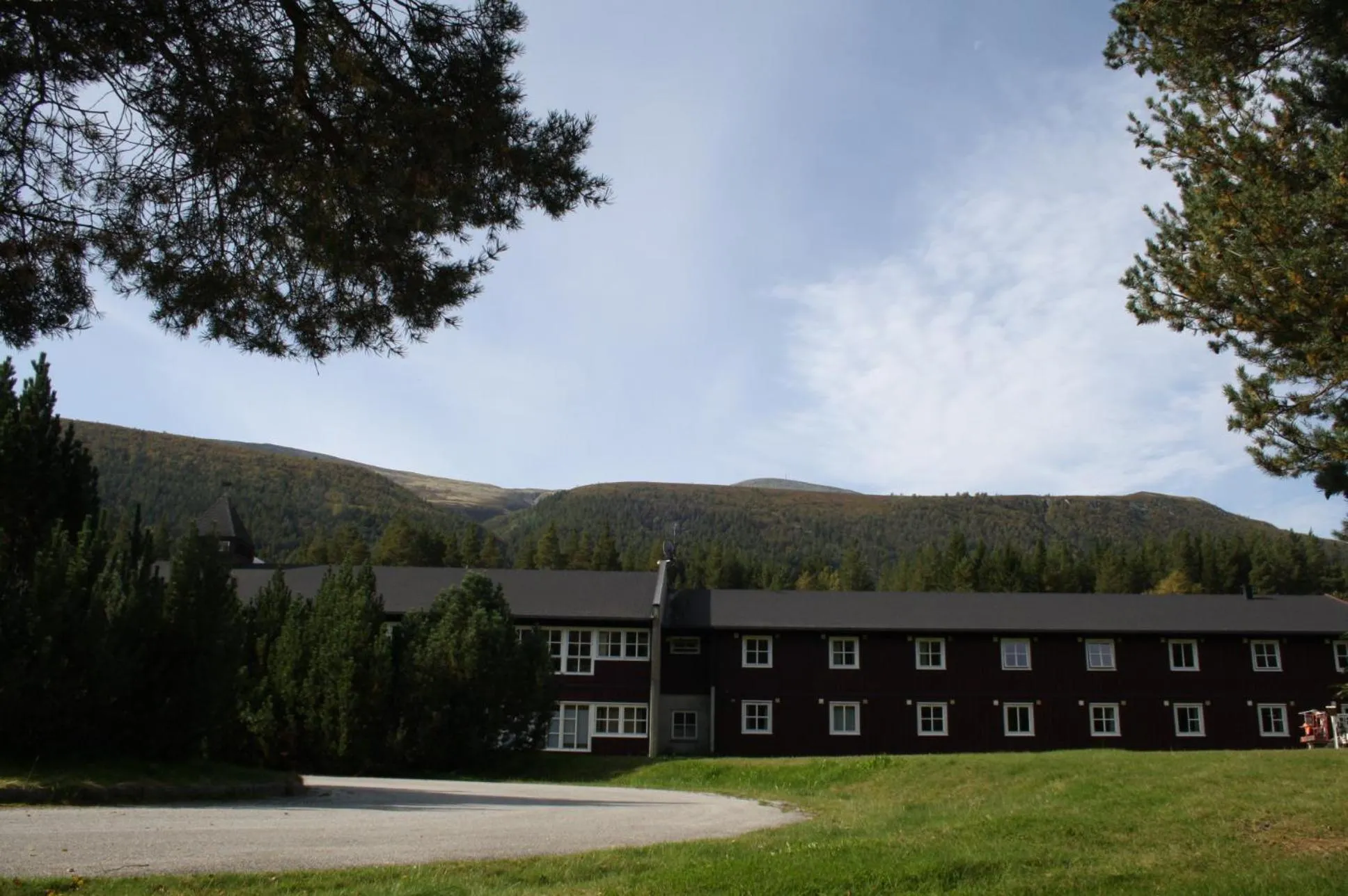 Dovreskogen Gjestegård AS