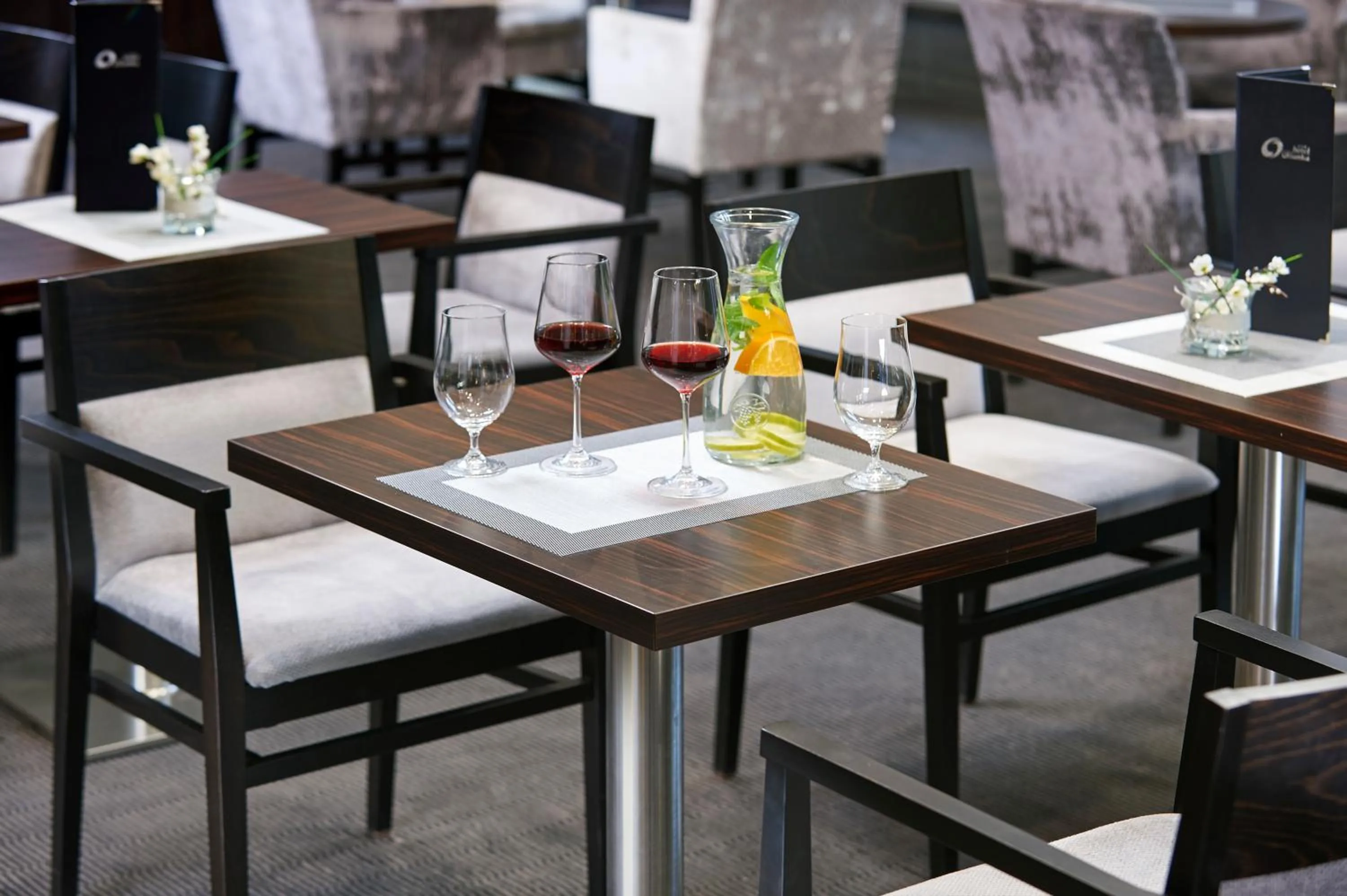 Lounge or bar in Congress & Wellness Hotel Olsanka