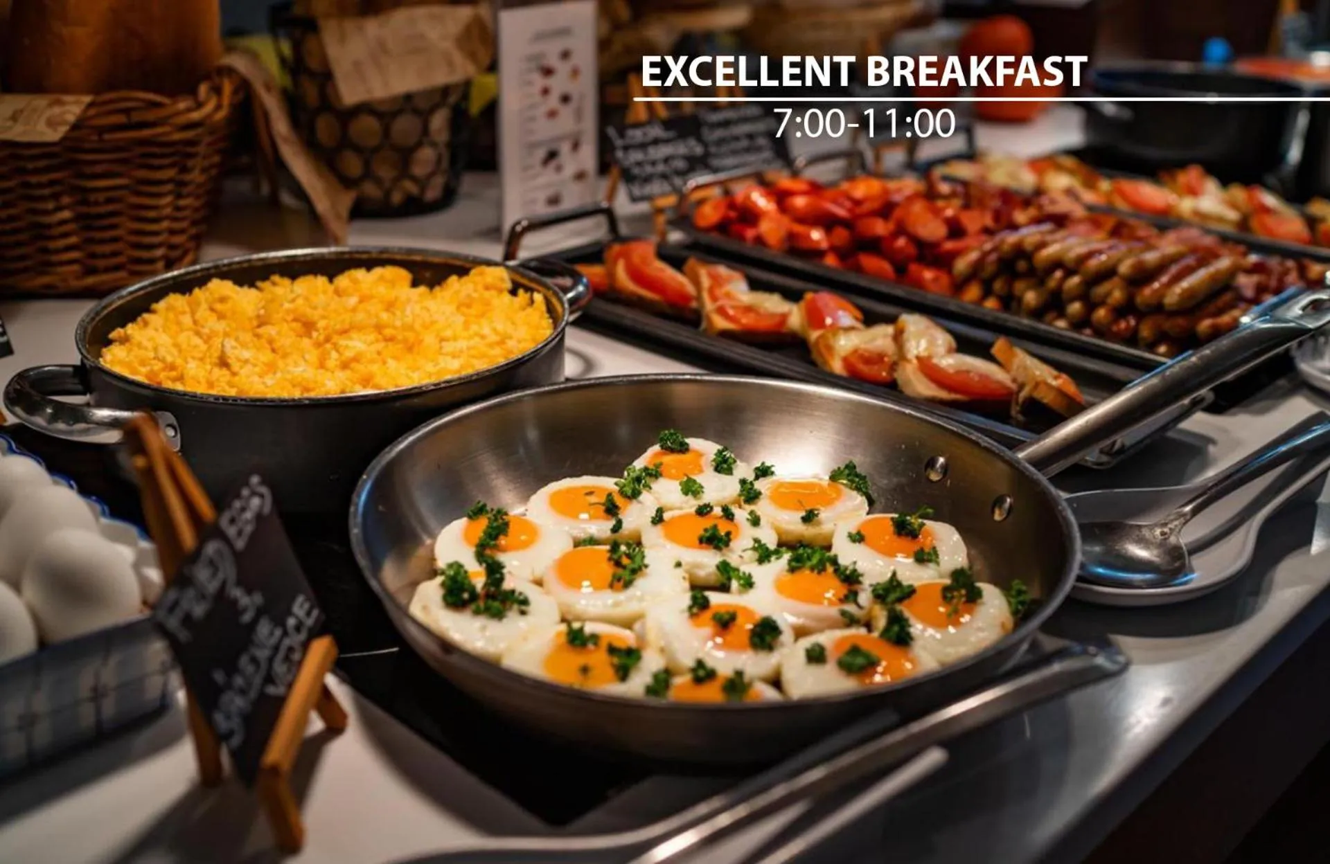 Breakfast in Grand Hotel International - Czech Leading Hotels