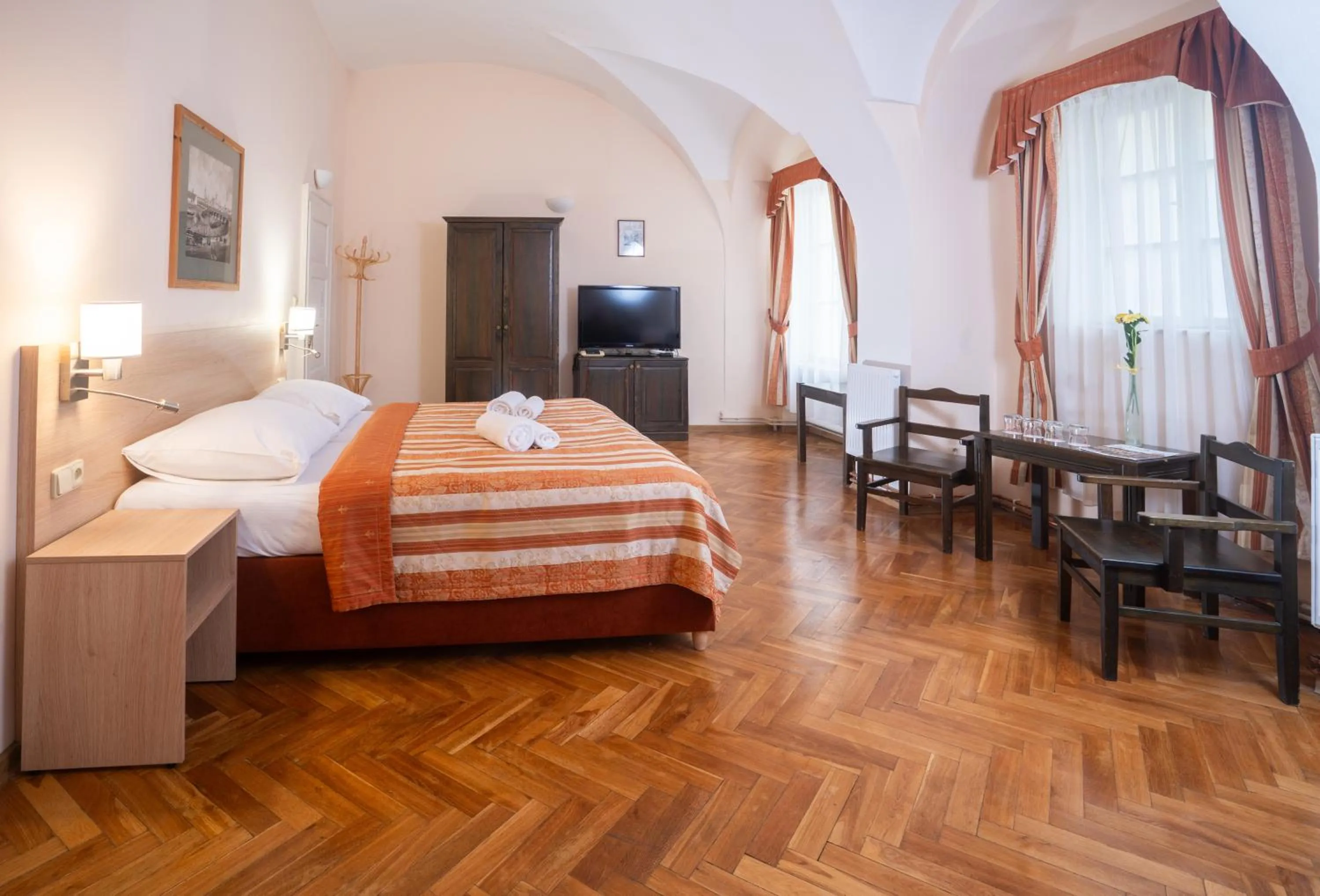 Bedroom, Bed in U Medvidku-Brewery Hotel
