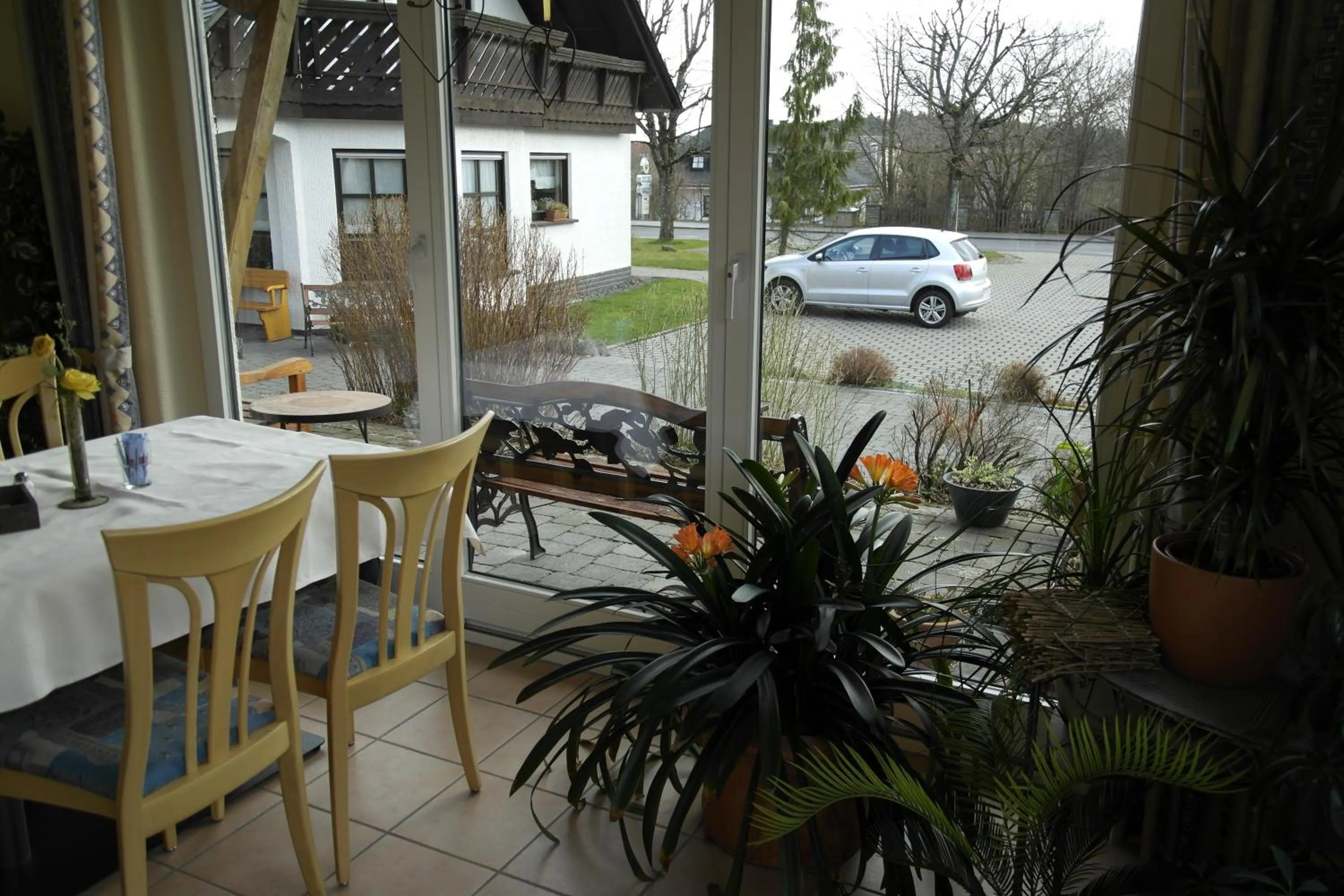 Hotel Pit Lane "Home of Motorsport"