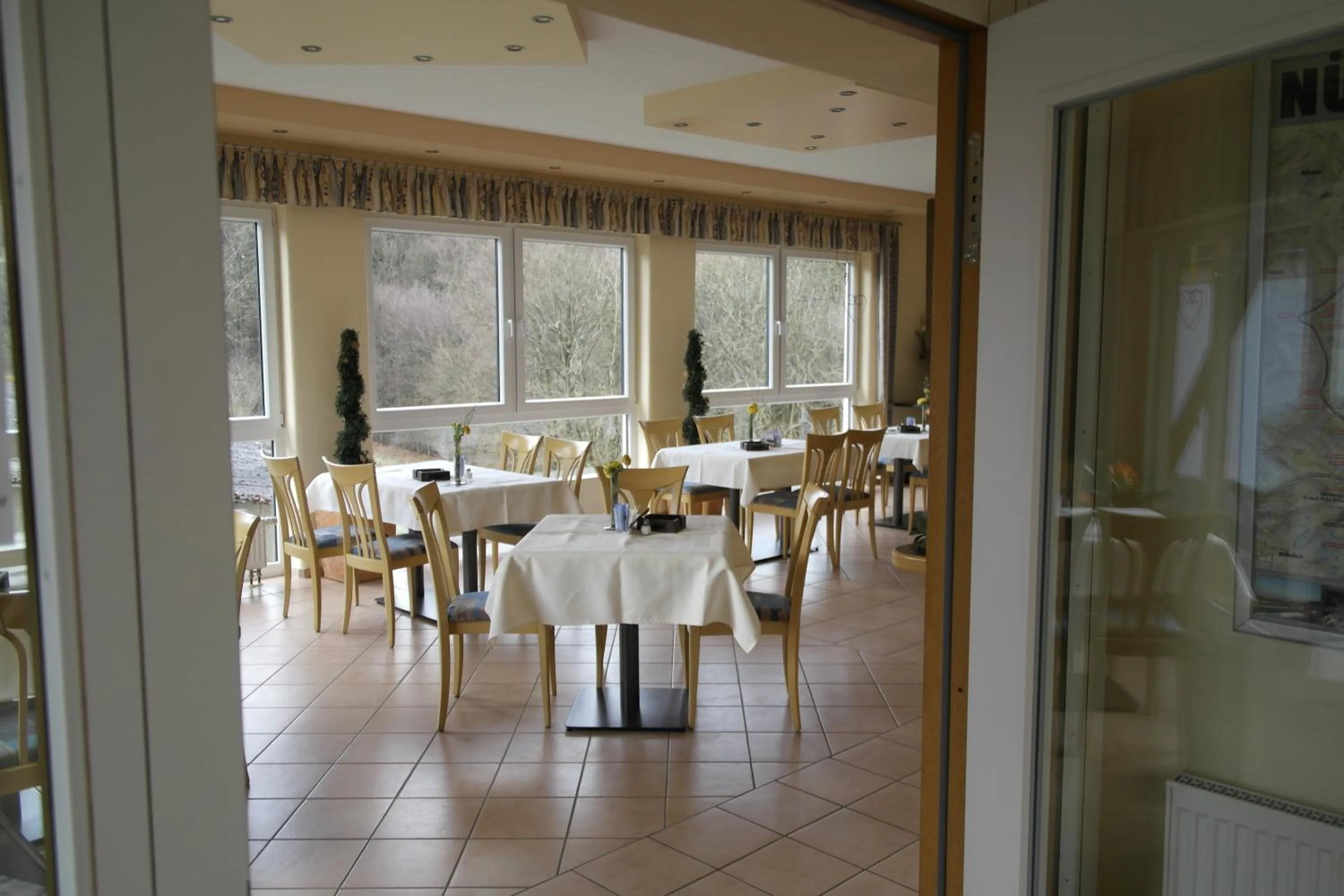 Hotel Pit Lane "Home of Motorsport"