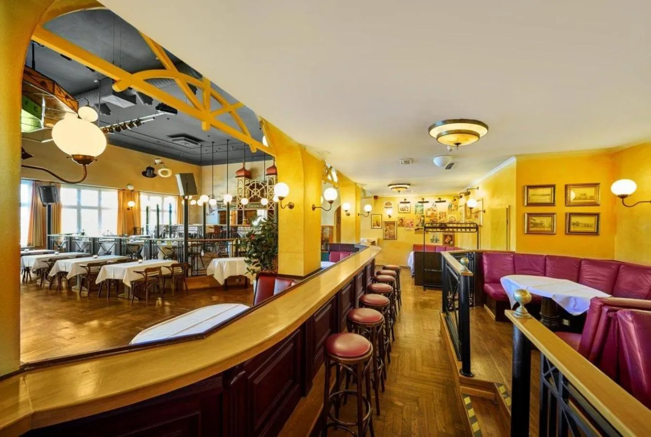 Restaurant/places to eat in Strandpalais Luise von Preussen - Nebenhaus vom Strandhotel Preussenhof