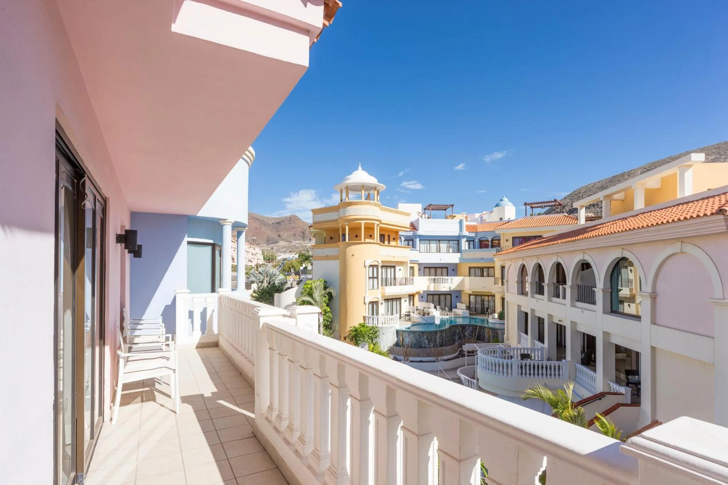 Balcony/Terrace in Atlas Suites Tenerife by EnjoyaHome