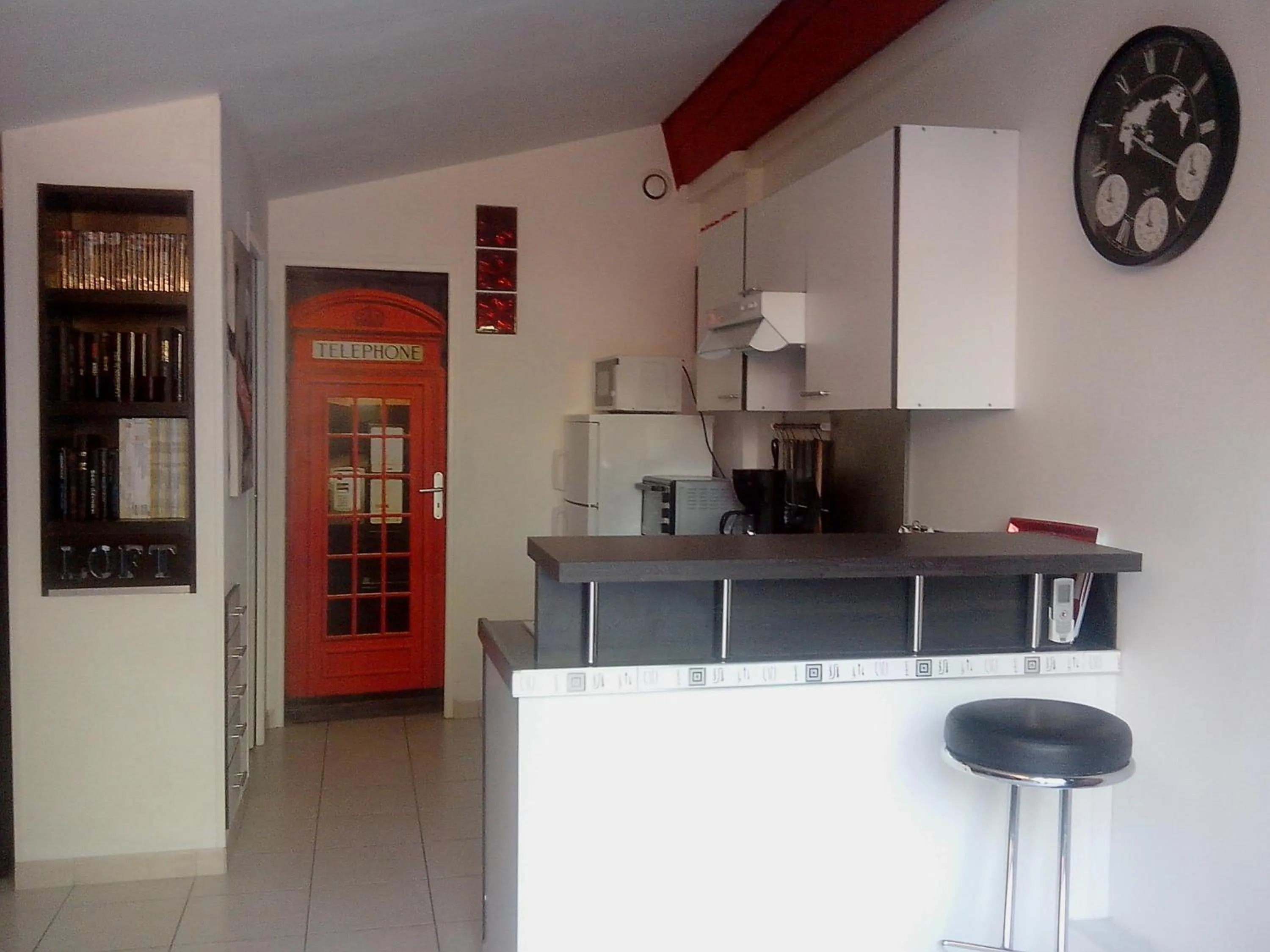 Kitchen or kitchenette in Chez Isabelle et Guy B&B