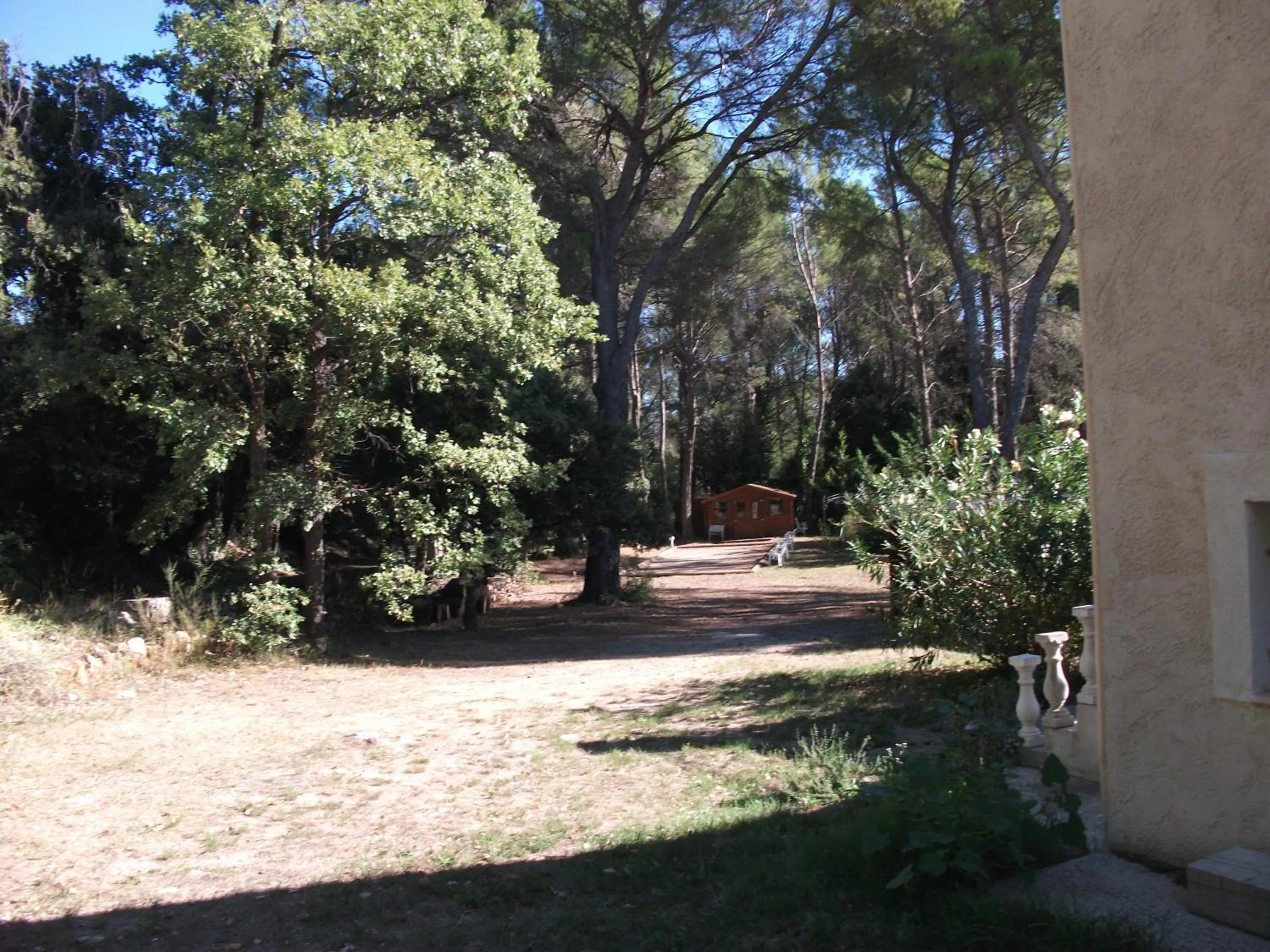 Garden in Chez Isabelle et Guy B&B