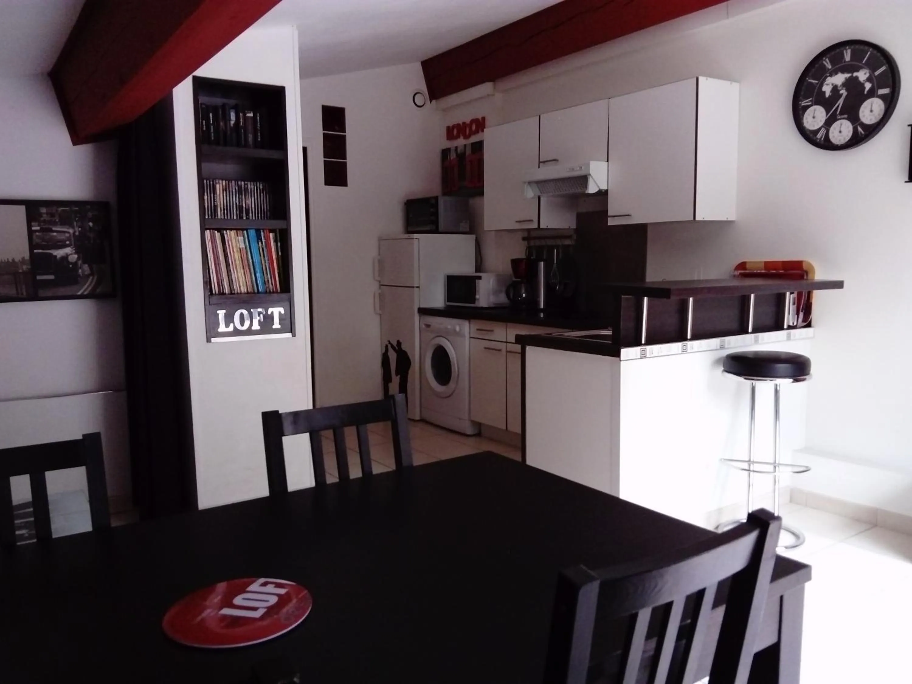 Kitchen or kitchenette in Chez Isabelle et Guy B&B