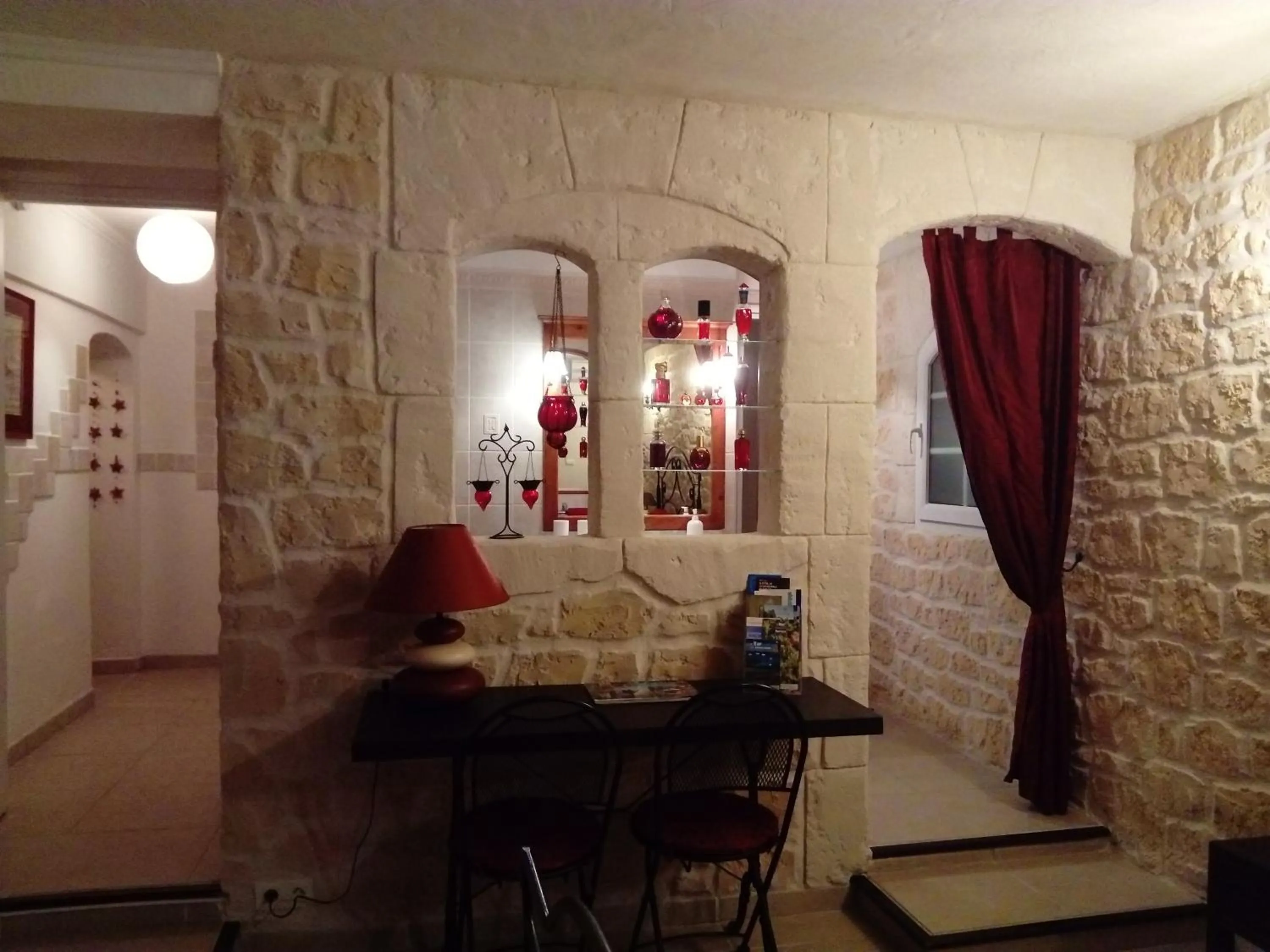 Photo of the whole room in Chez Isabelle et Guy B&B