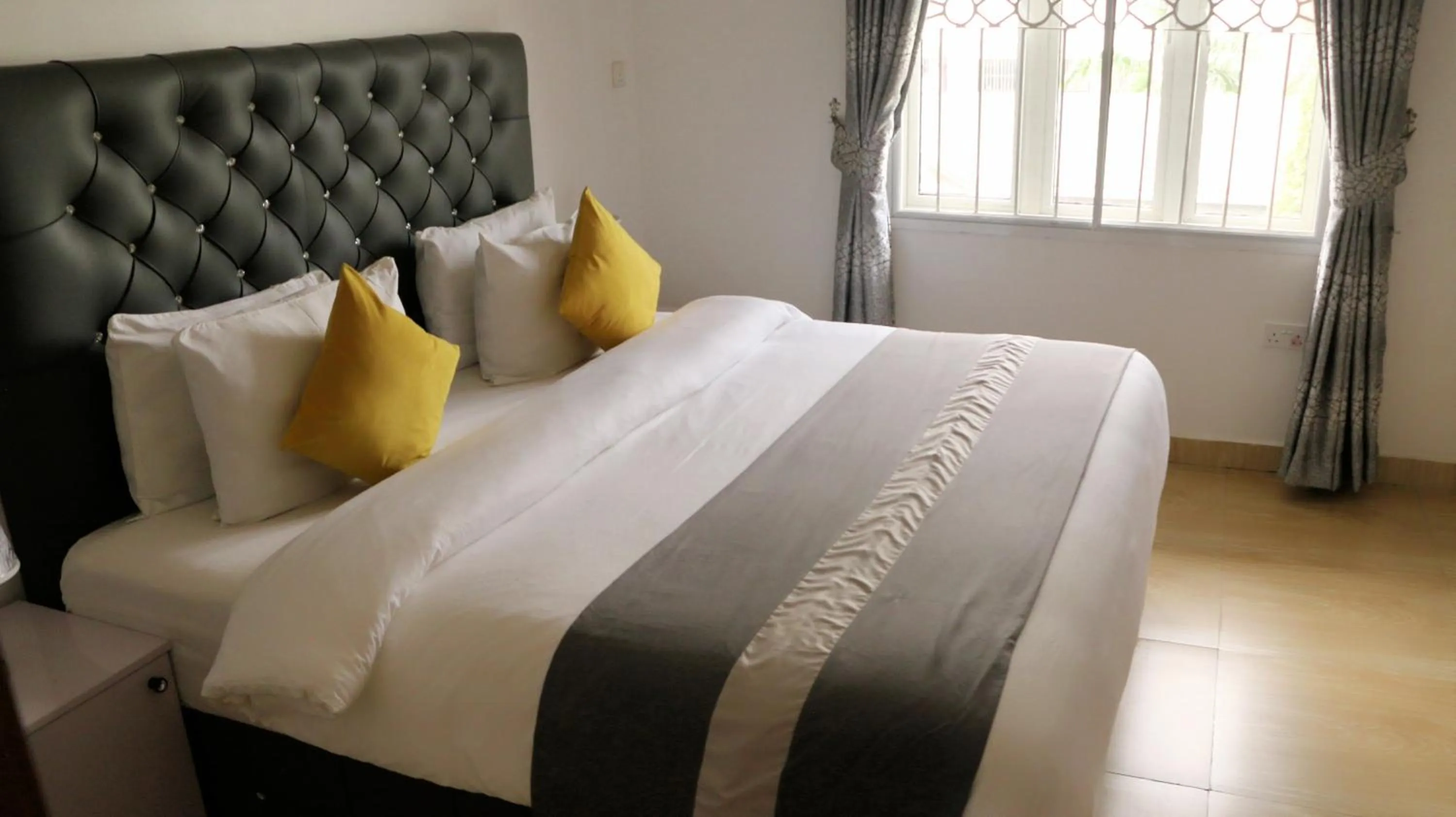 Bed in Nisa Wellness Retreat