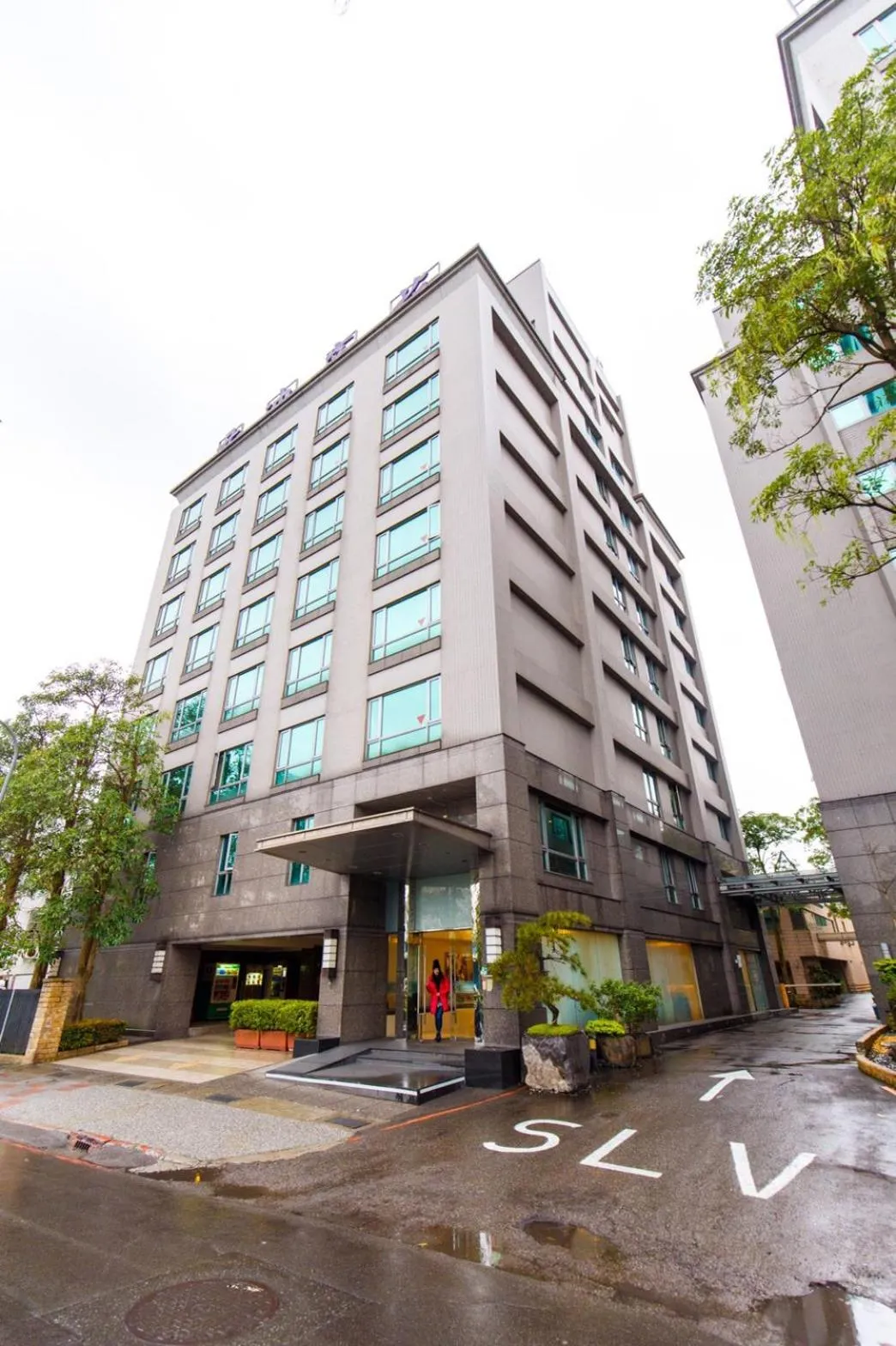 Property building in SLV Hotel Group-SLV Business Hotel