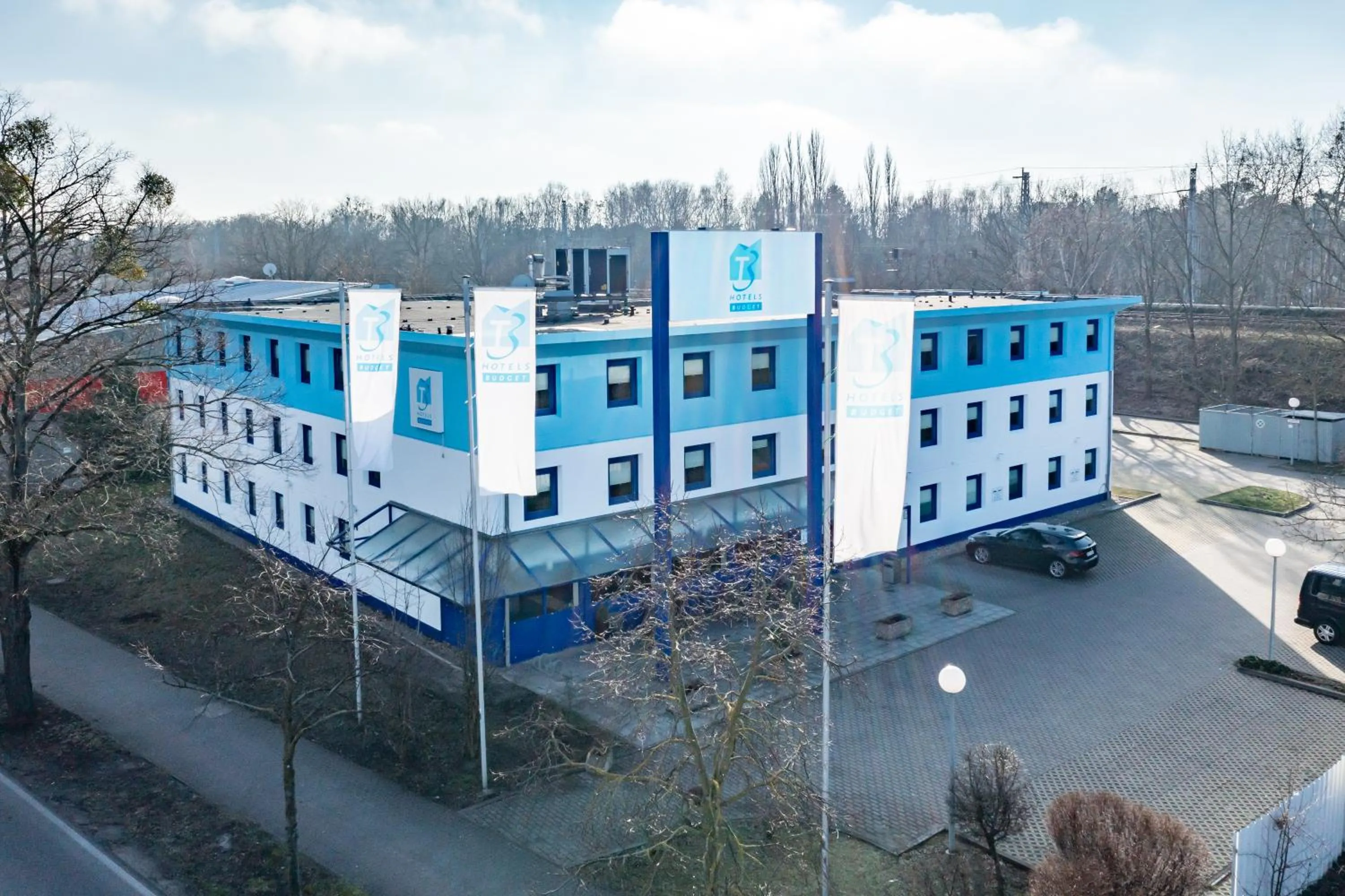 Property building in T3 Budget Berlin Hennigsdorf