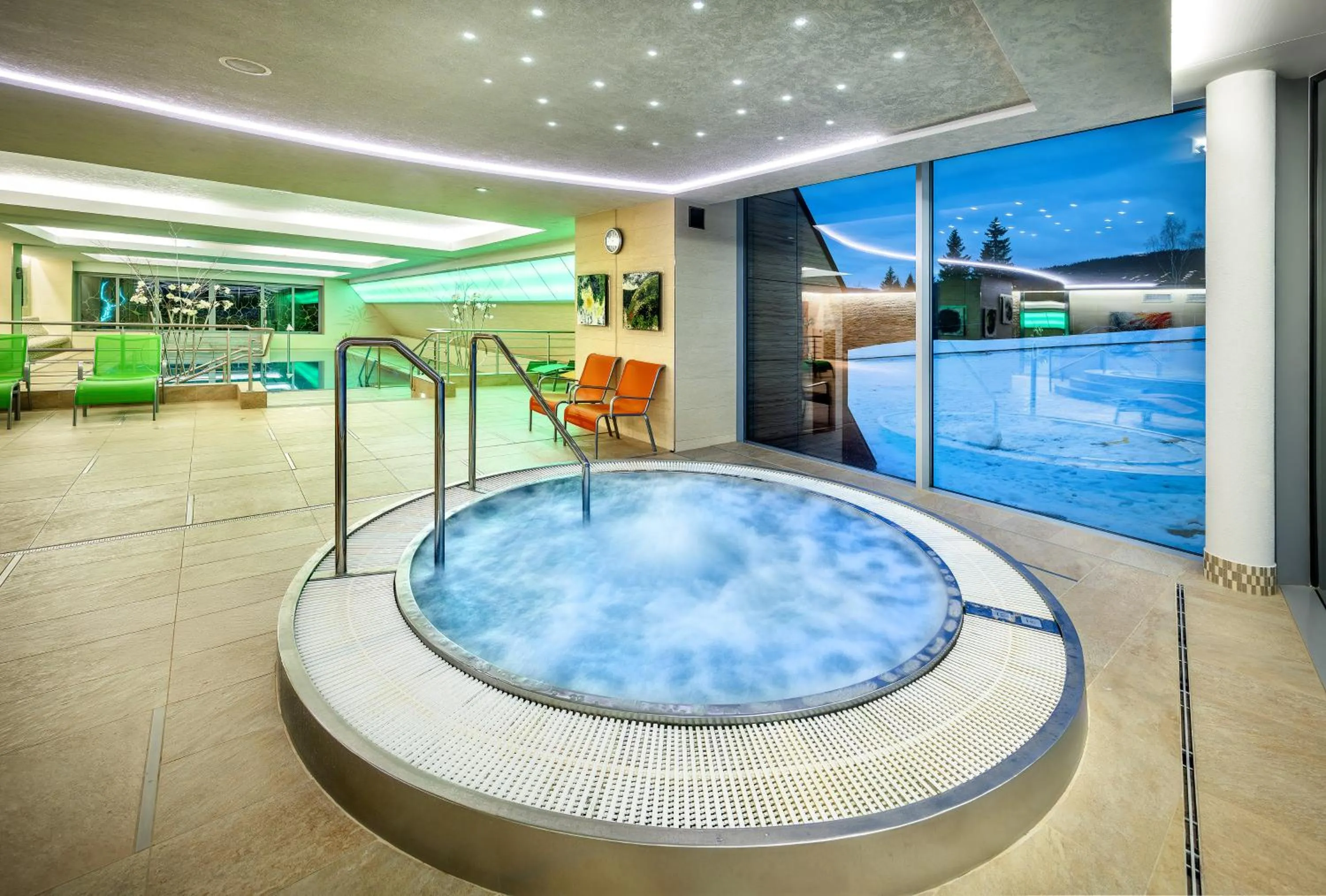 Hot Tub in Harmony Hotel