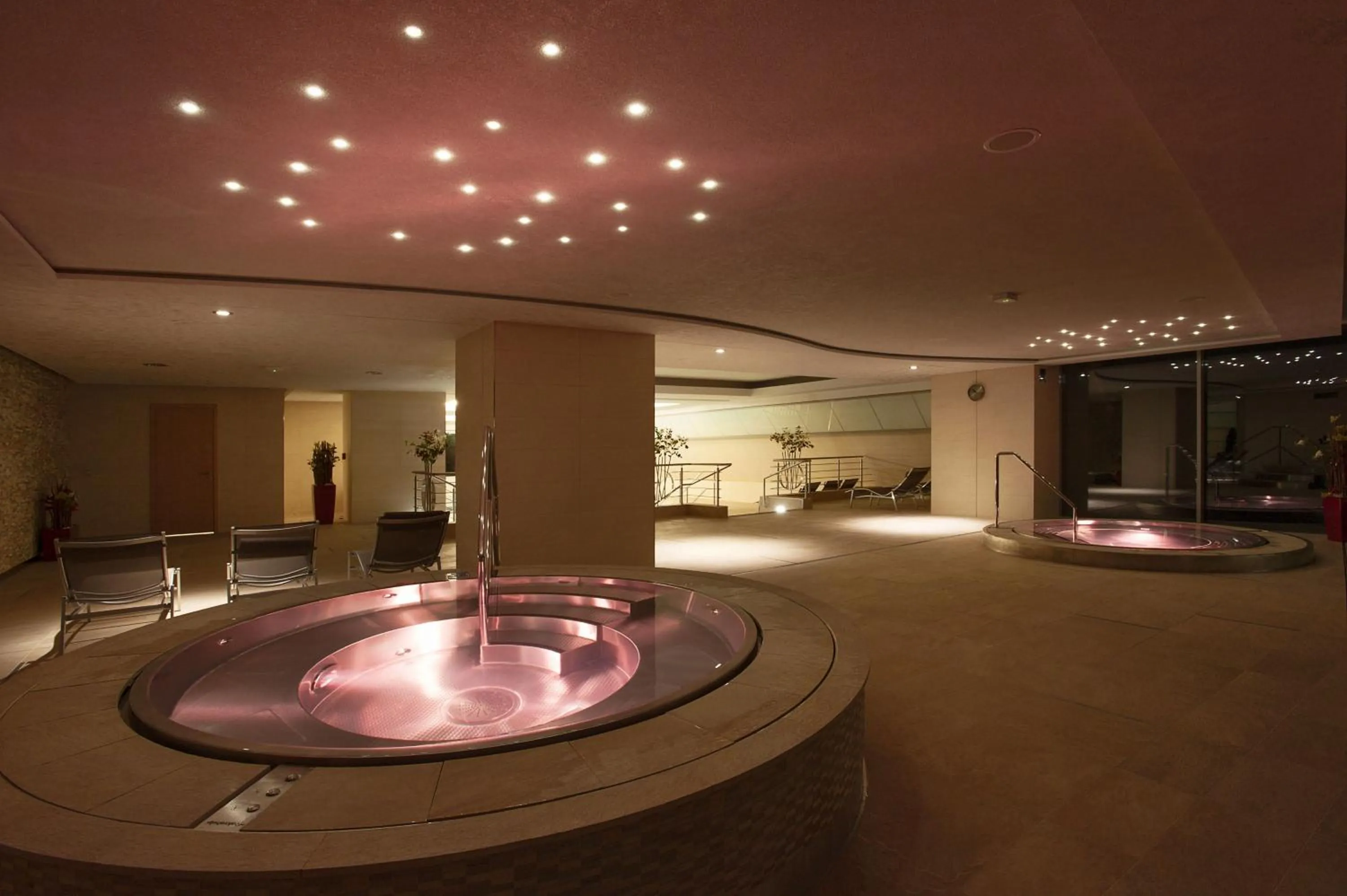 Hot Tub in Harmony Hotel