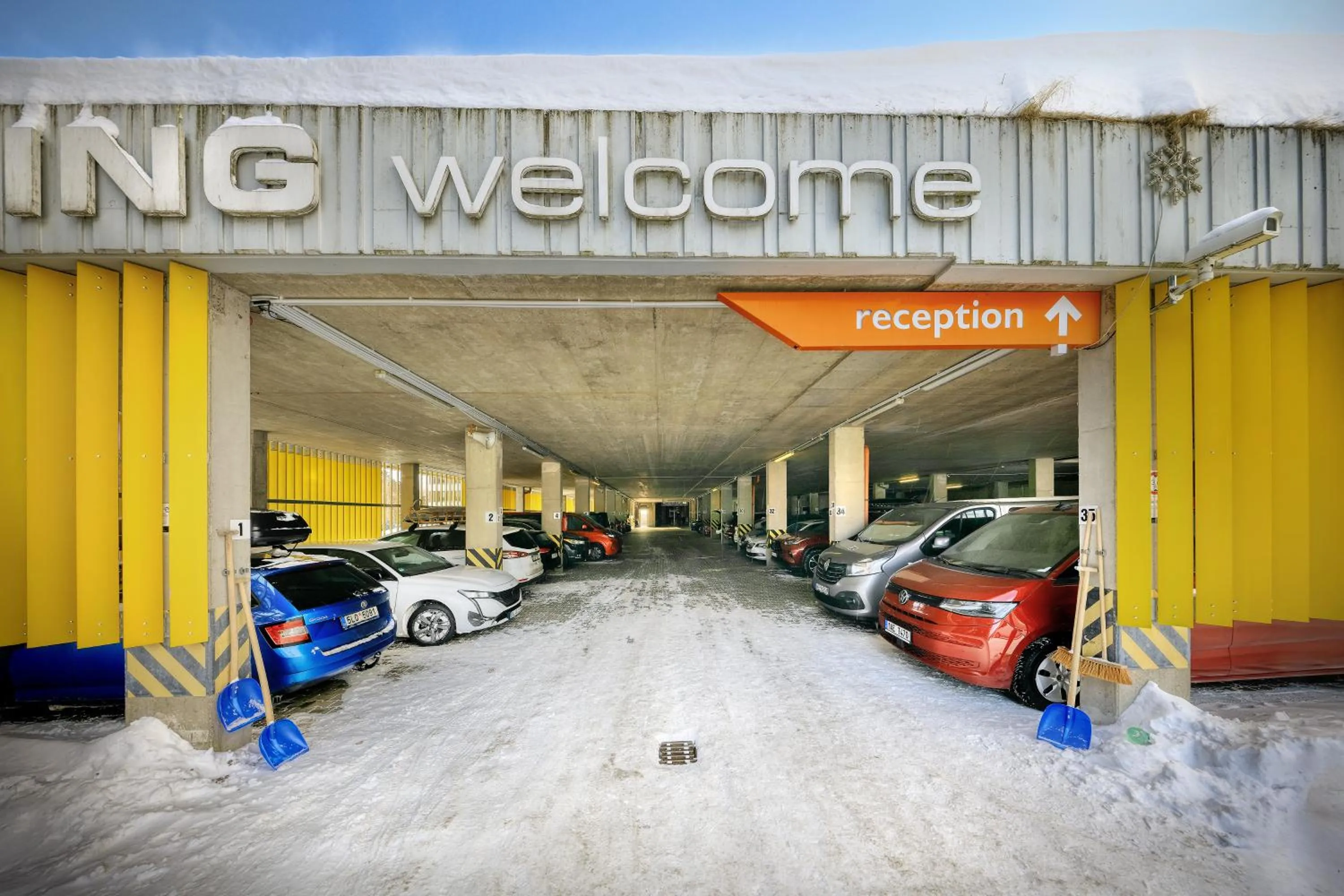 Parking in Harmony Hotel