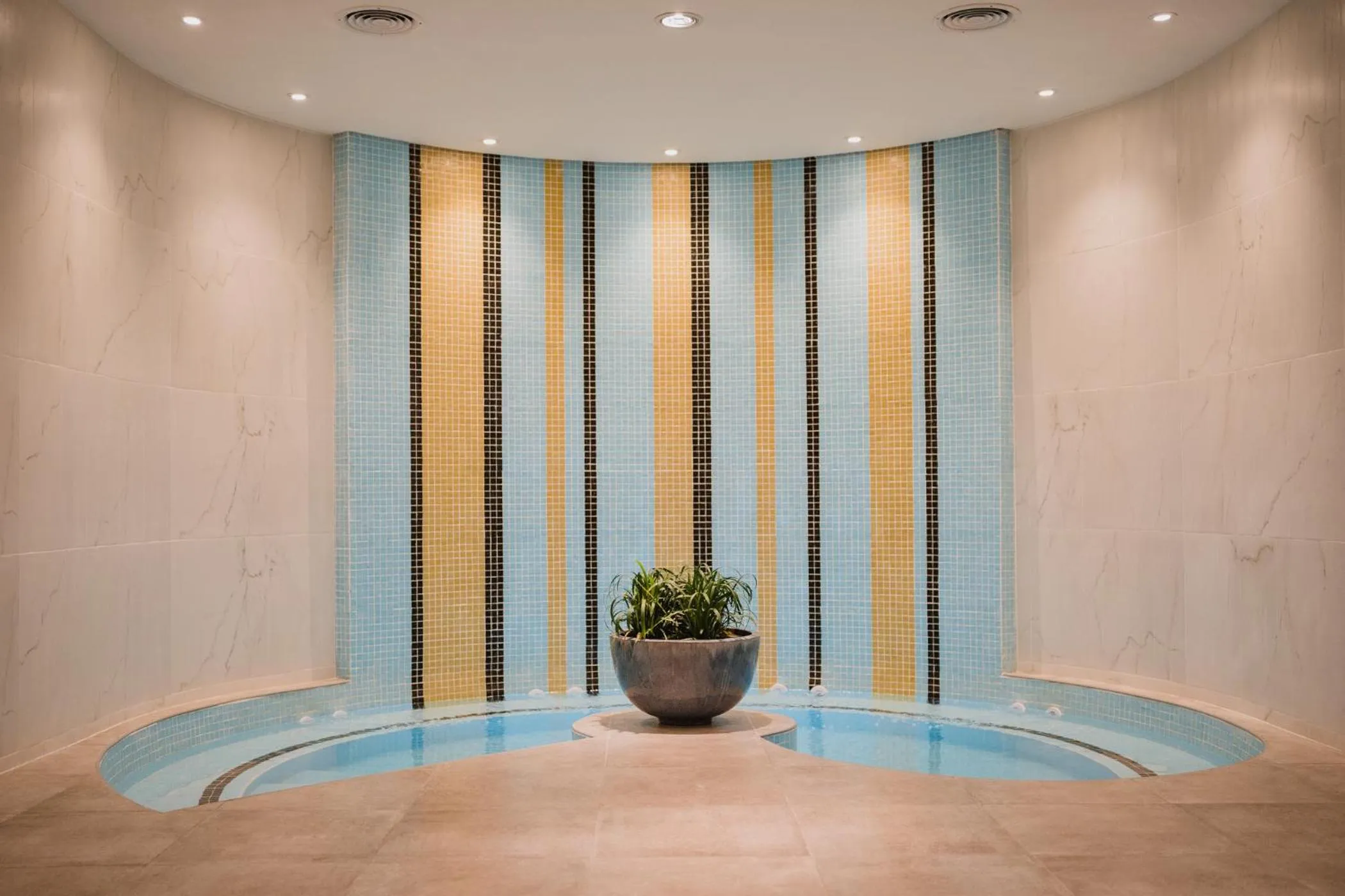 Hot Tub in Piattelli Wine Resort Hotel Cafayate