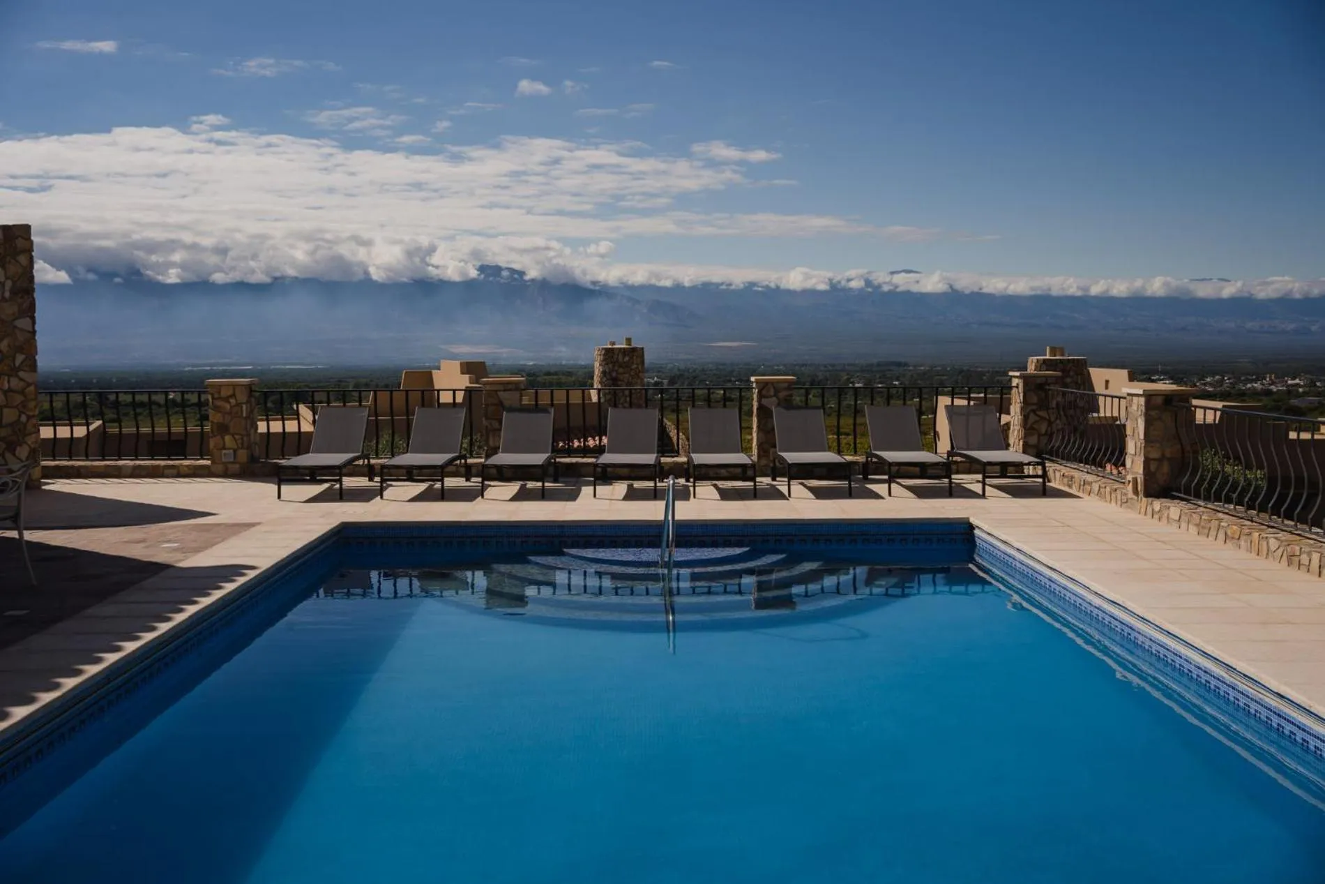 Swimming pool in Piattelli Wine Resort Hotel Cafayate