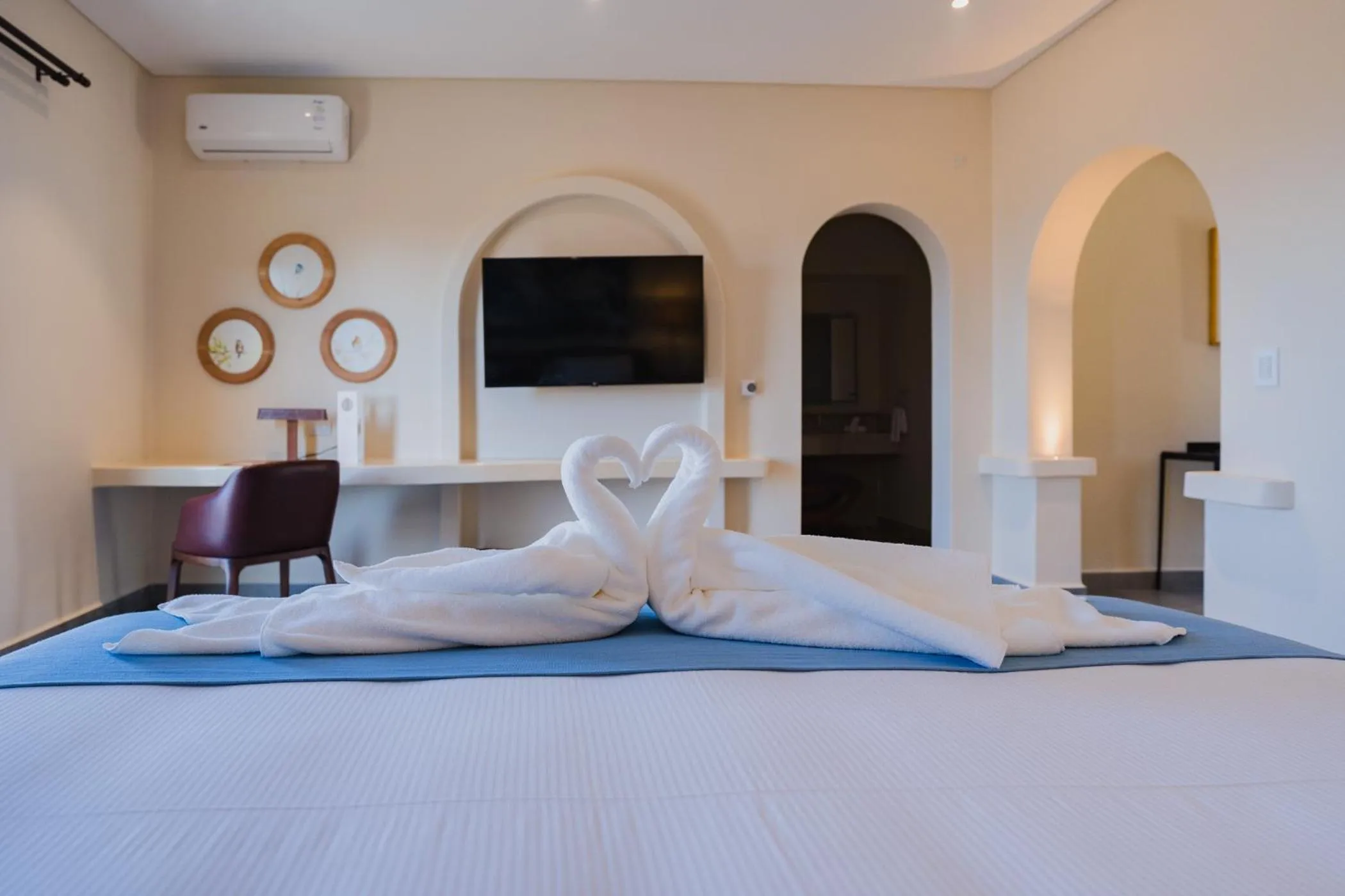 Photo of the whole room, Bed in Piattelli Wine Resort Hotel Cafayate