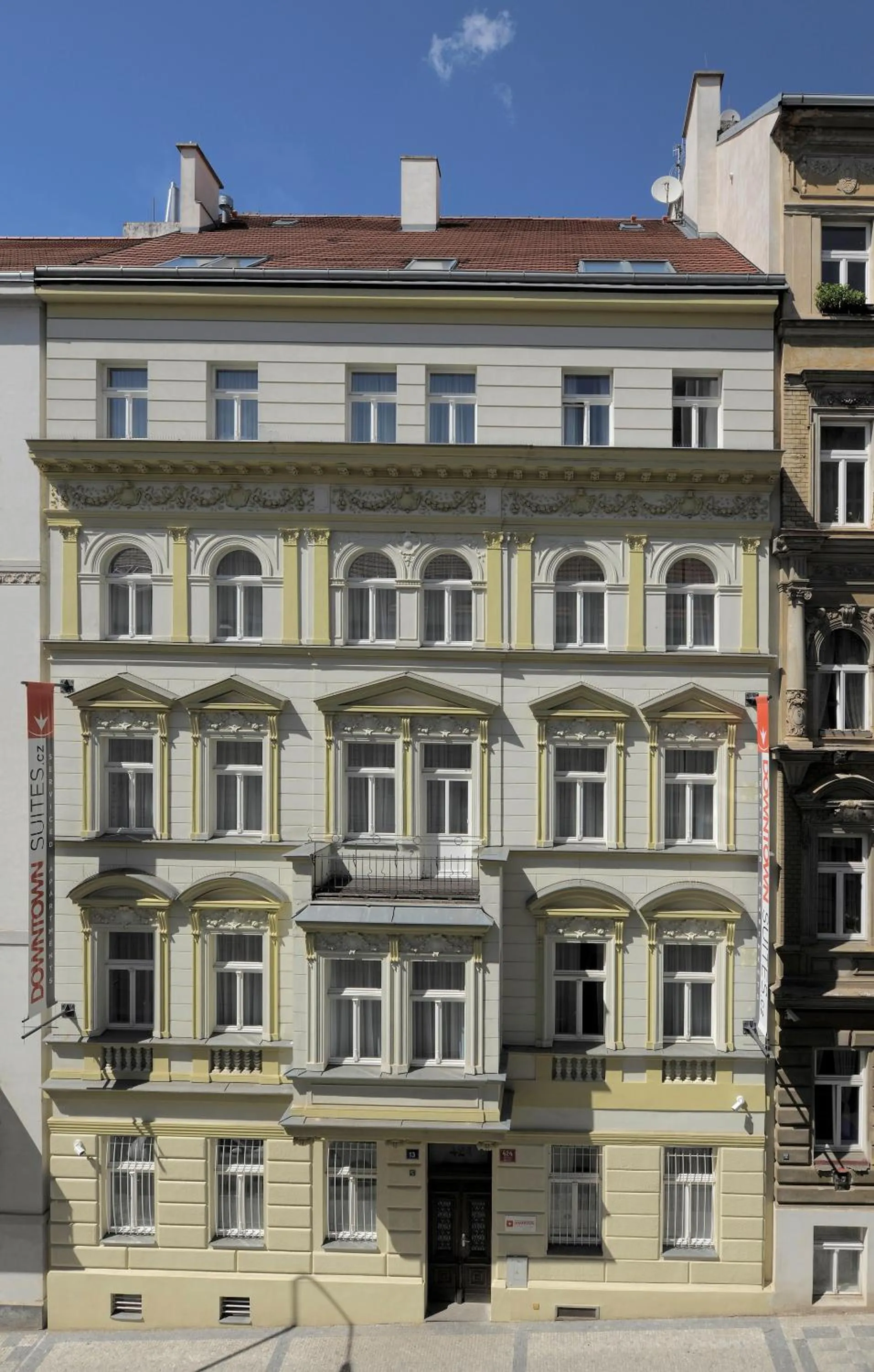 Property building in Downtown Suites Kodanska