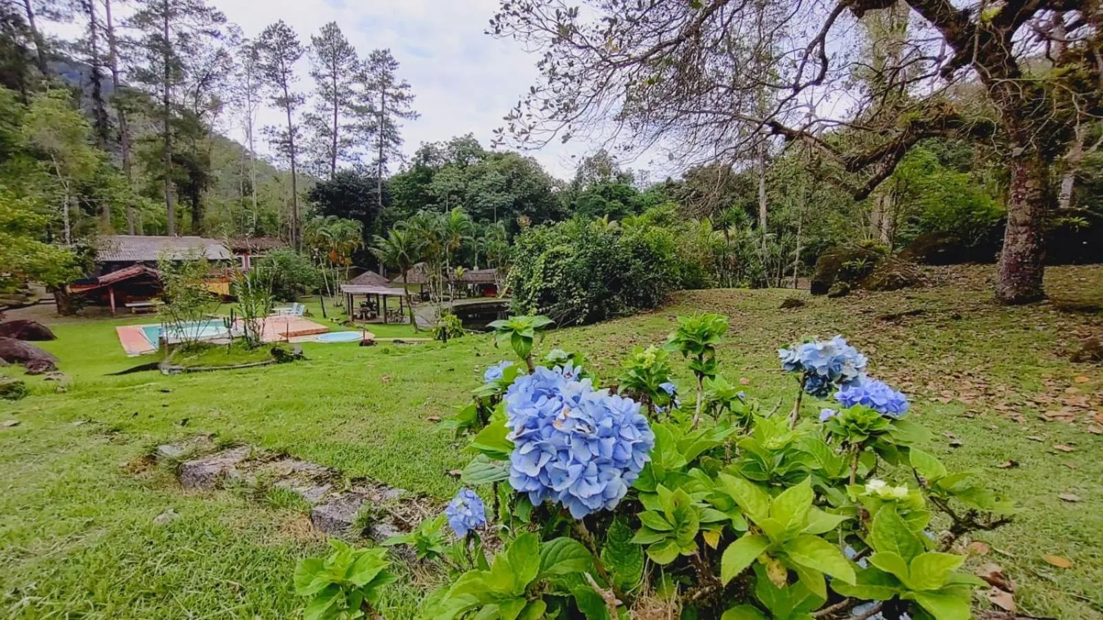 Swimming pool in Pousada Ananda Parivara